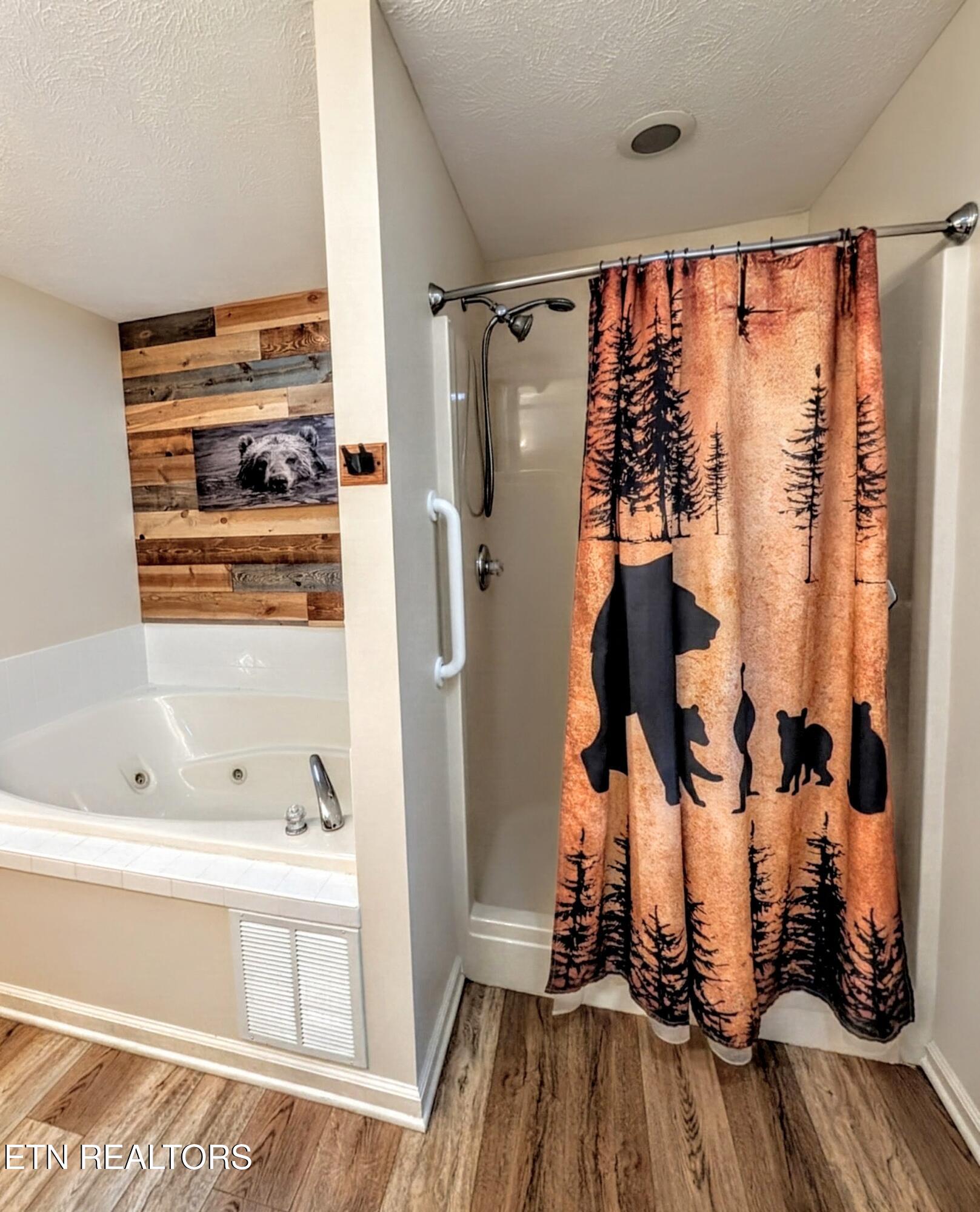 3240 W Laurelwood Avenue Sevierville TN 37862