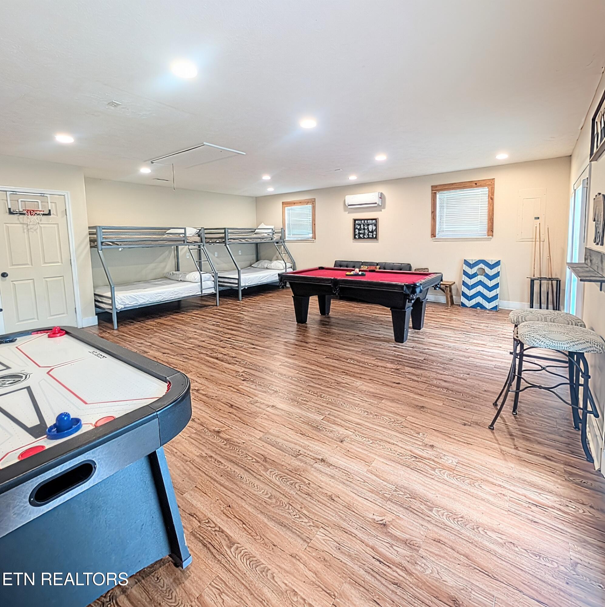 3240 W Laurelwood Avenue Sevierville TN 37862