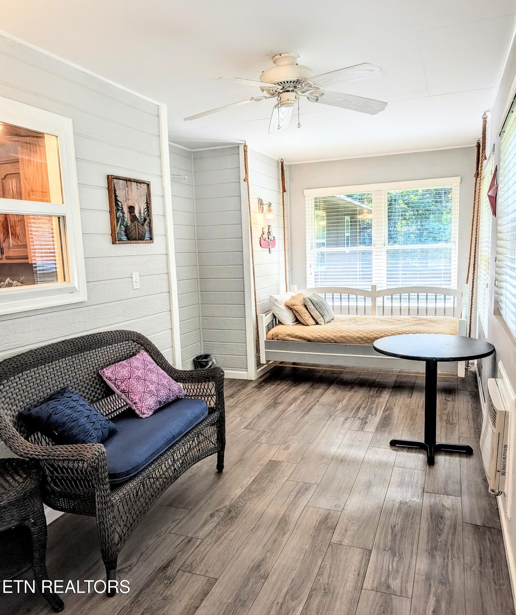 3240 W Laurelwood Avenue Sevierville TN 37862