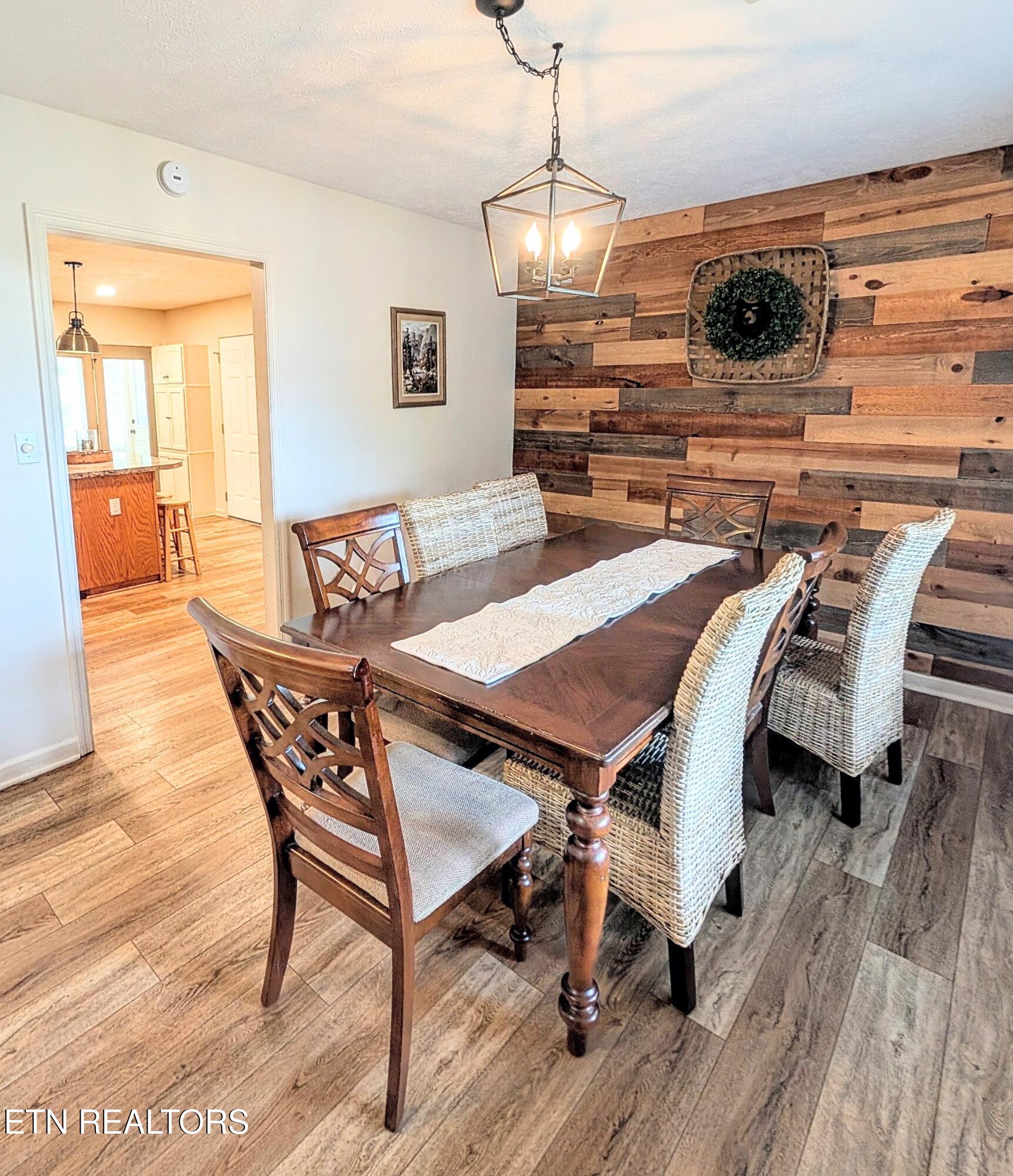 3240 W Laurelwood Avenue Sevierville TN 37862