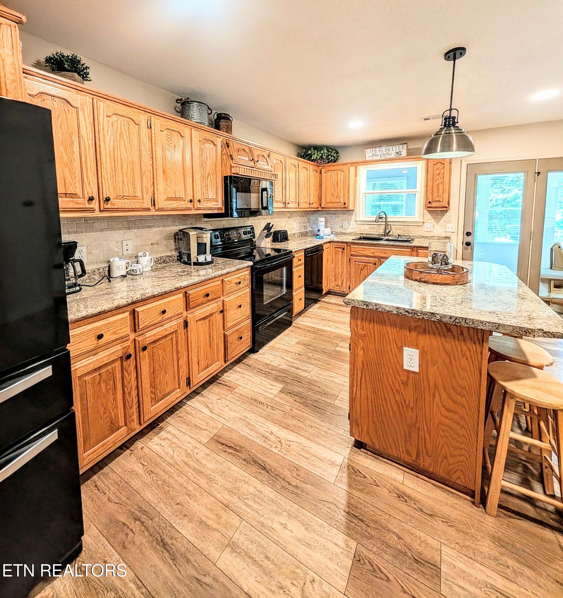 3240 W Laurelwood Avenue Sevierville TN 37862