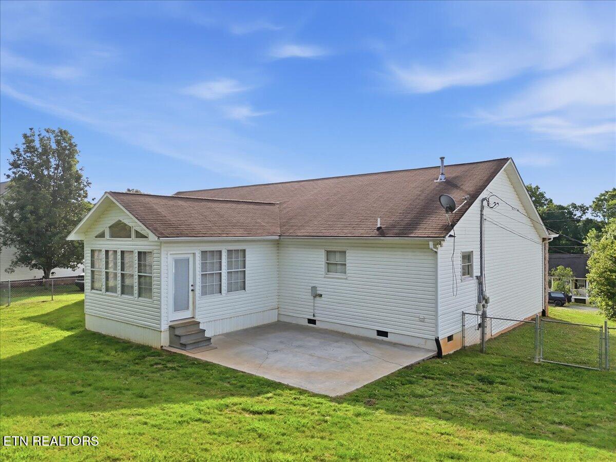 1401 Misty Ridge Drive Lenoir City TN 37772