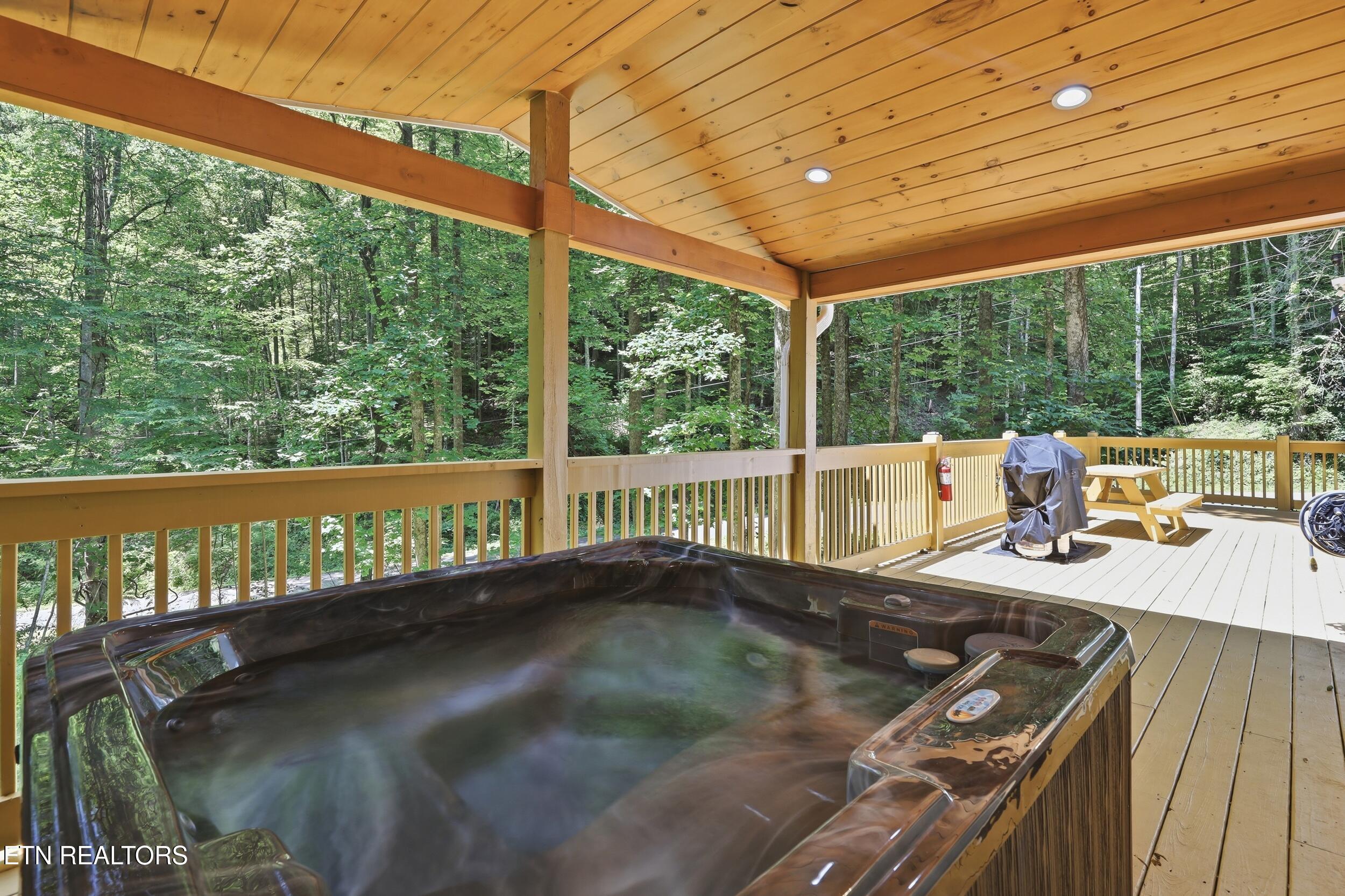 760 Boone Acres Lane Pigeon Forge TN 37863