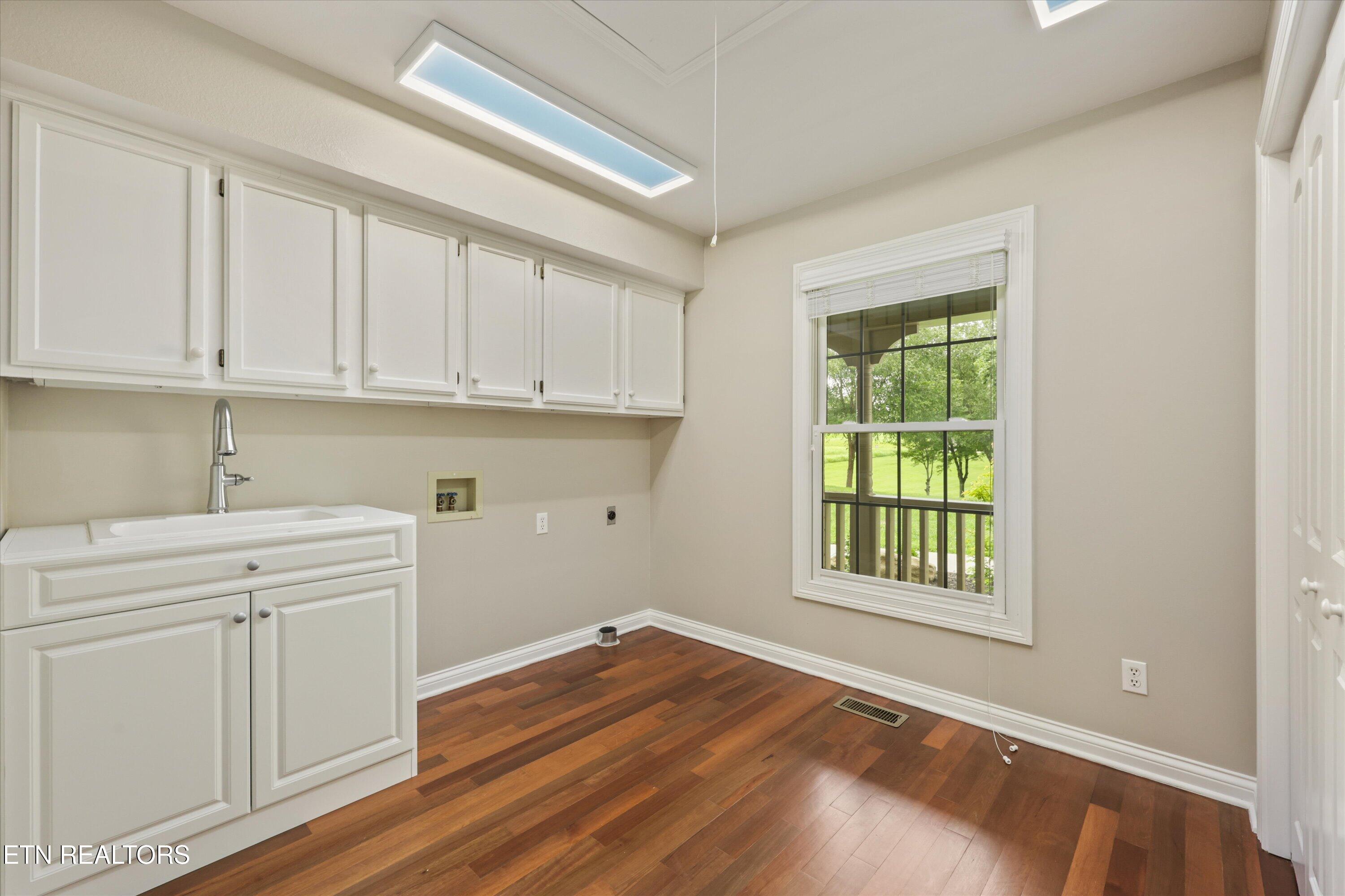 1418 Old Powder Springs Way Sevierville TN 37876