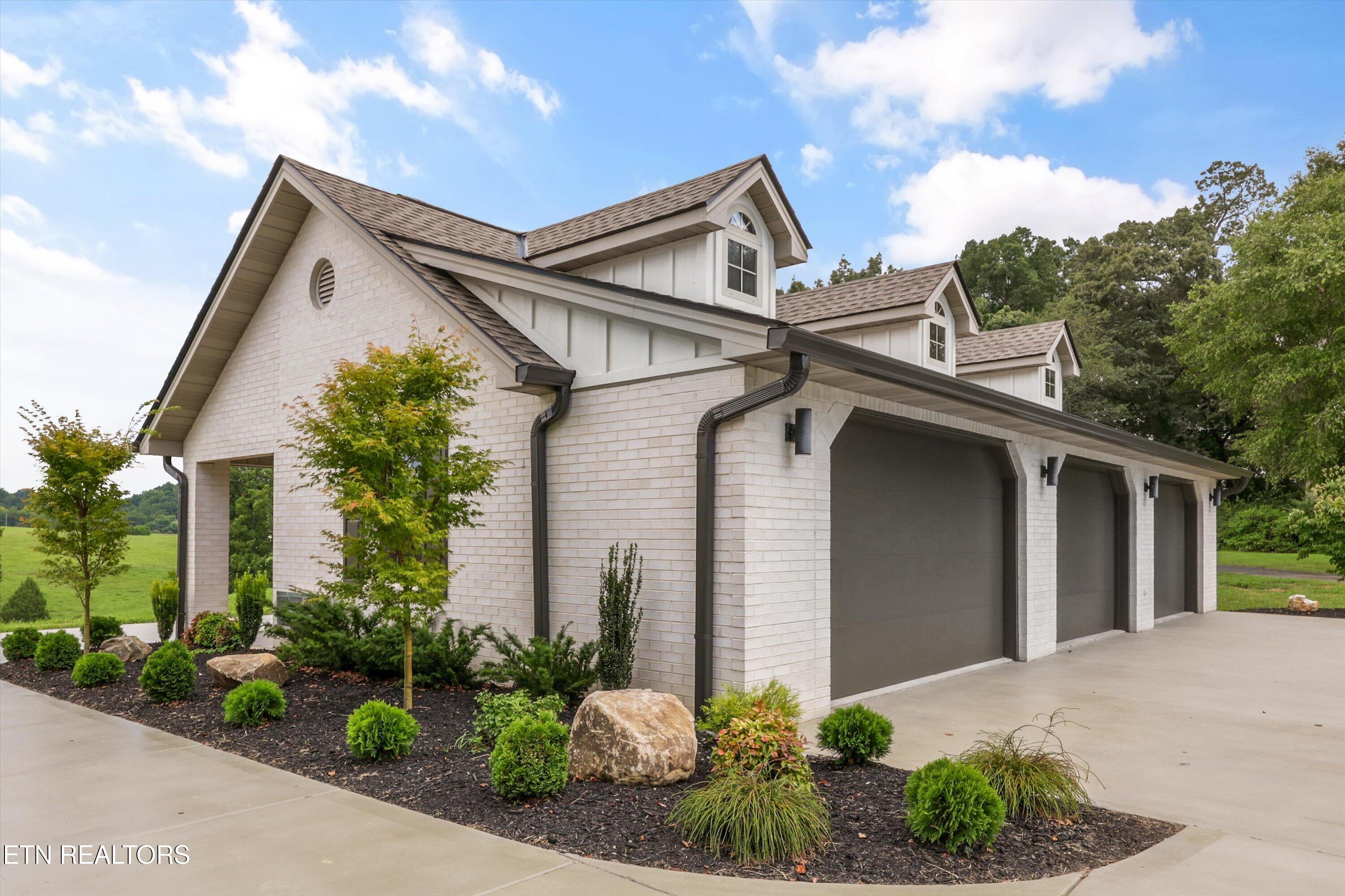 1418 Old Powder Springs Way Sevierville TN 37876