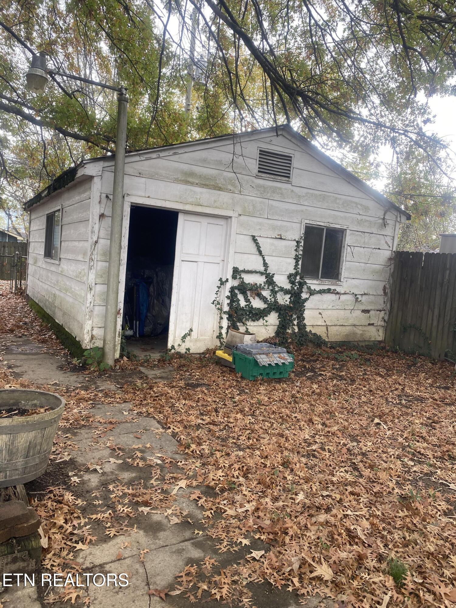 622 Atlantic Avenue Knoxville TN 37917