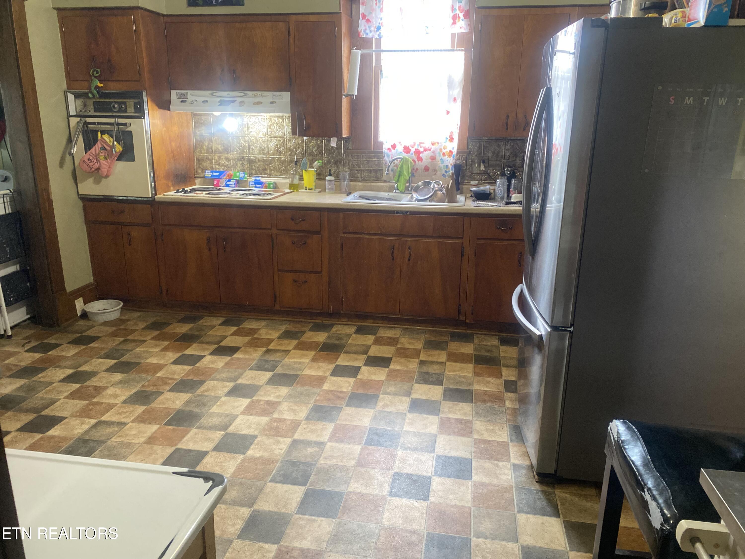 622 Atlantic Avenue Knoxville TN 37917