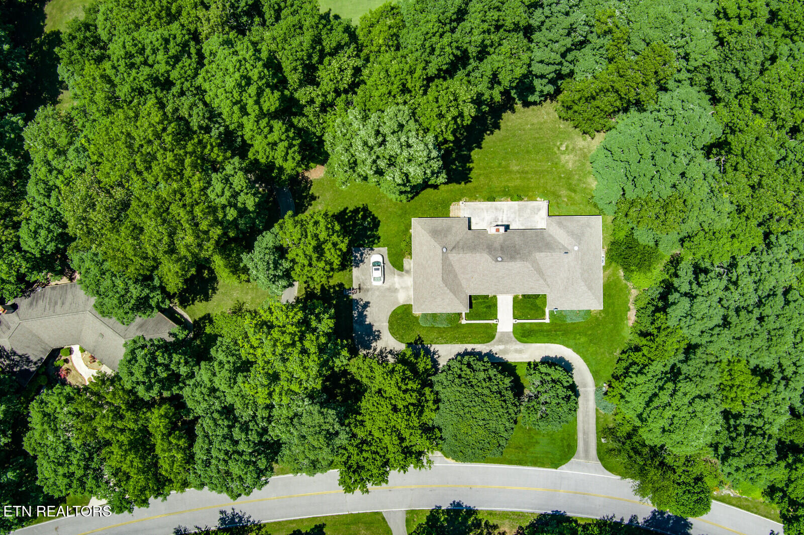 60 Bluff Road Crossville TN 38555