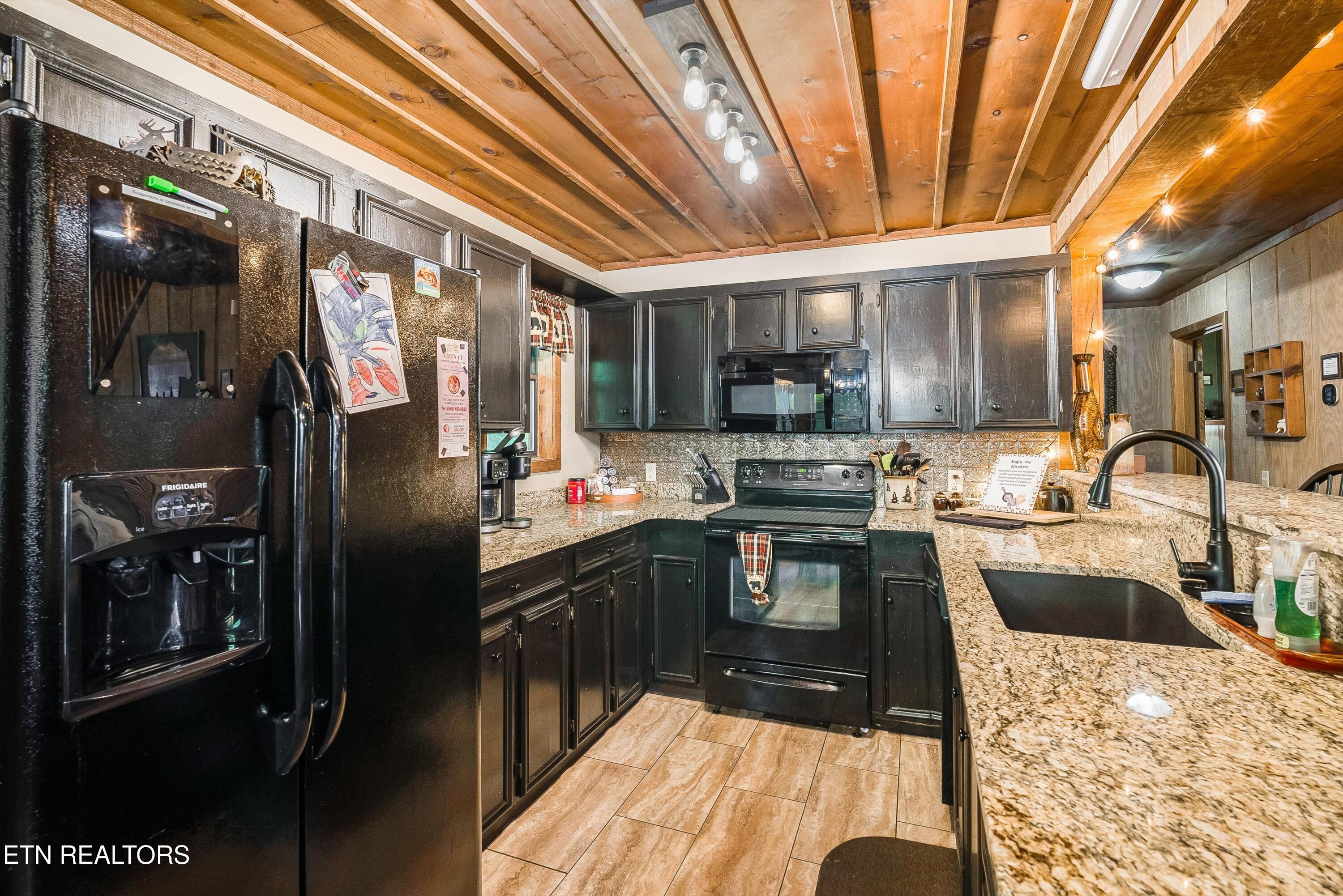 3456 Bear Mountain Lane Sevierville TN 37876