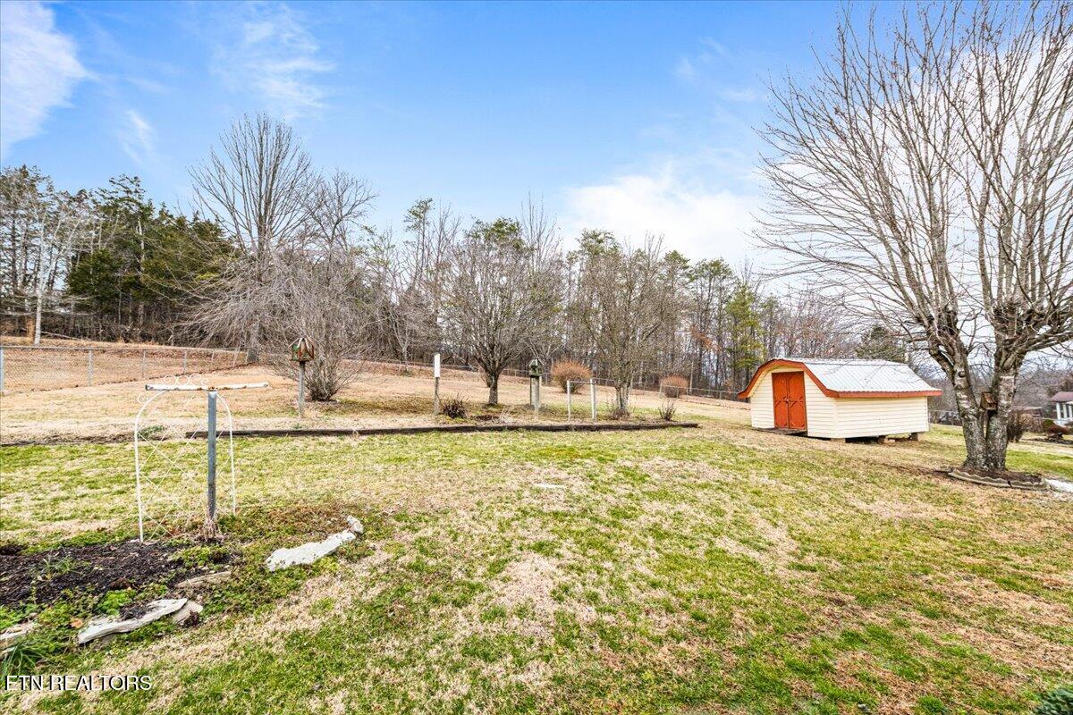 318 Springfield Drive Lafollette TN 37766