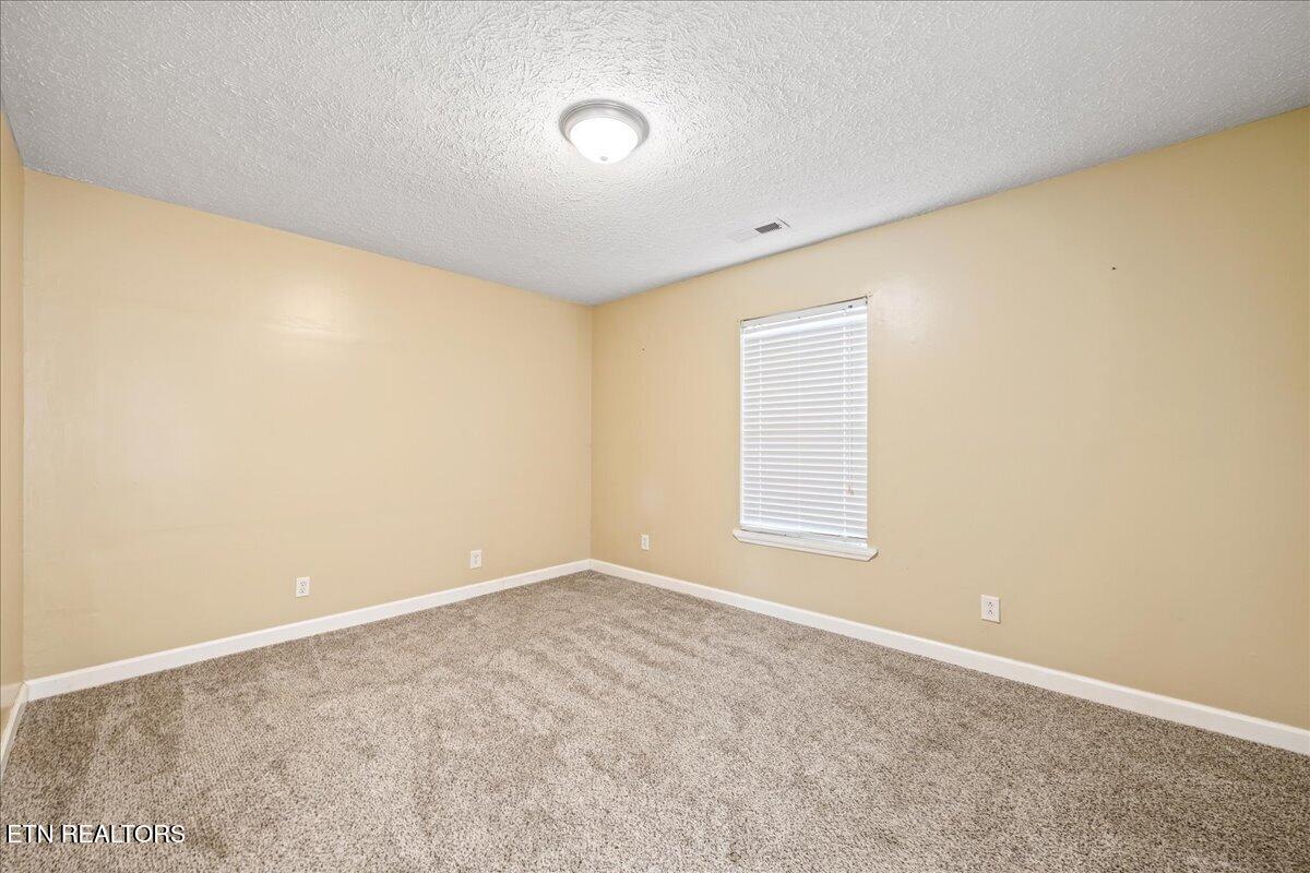 318 Springfield Drive Lafollette TN 37766