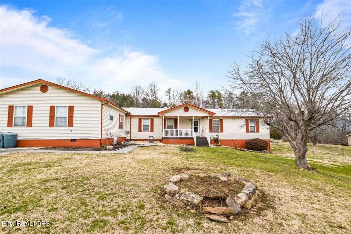 318 Springfield Drive Lafollette TN 37766