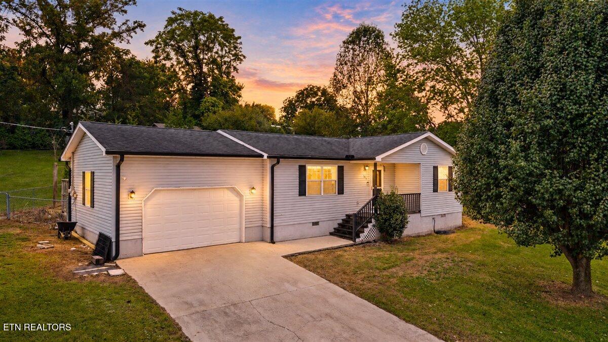 170 S Burress Lane Jacksboro TN 37757