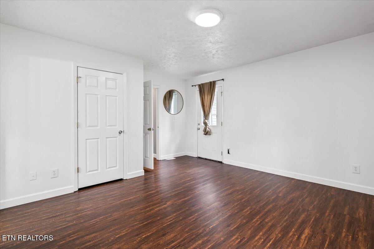 170 S Burress Lane Jacksboro TN 37757