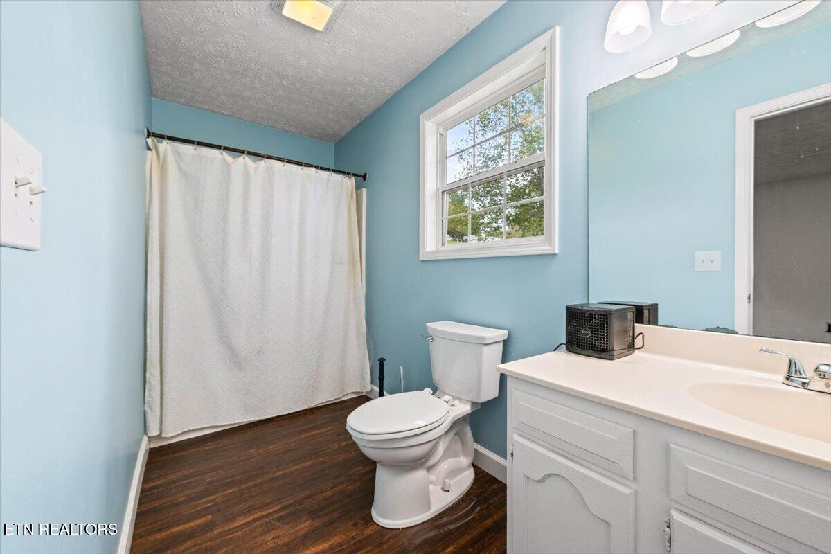 170 S Burress Lane Jacksboro TN 37757