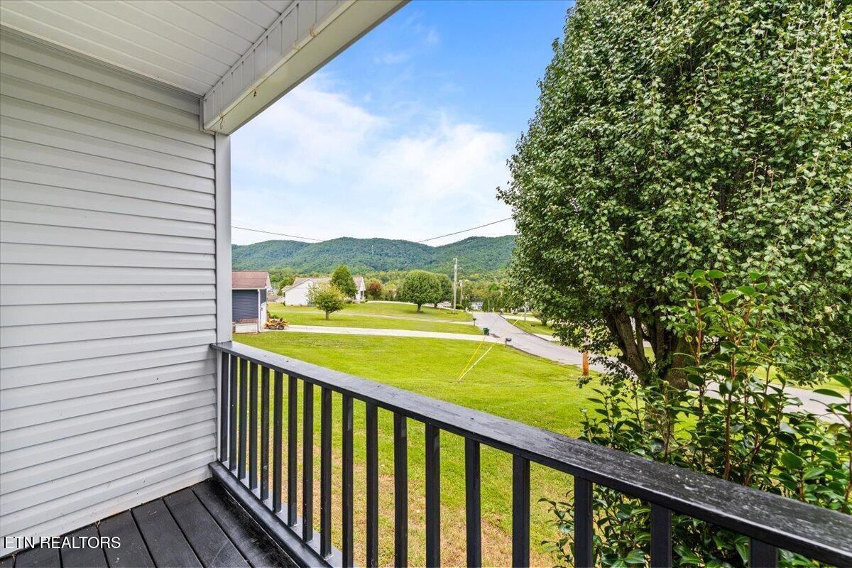 170 S Burress Lane Jacksboro TN 37757