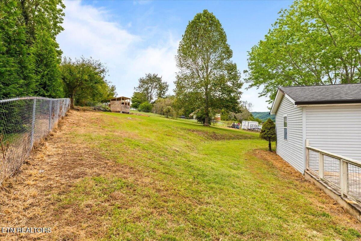 170 S Burress Lane Jacksboro TN 37757