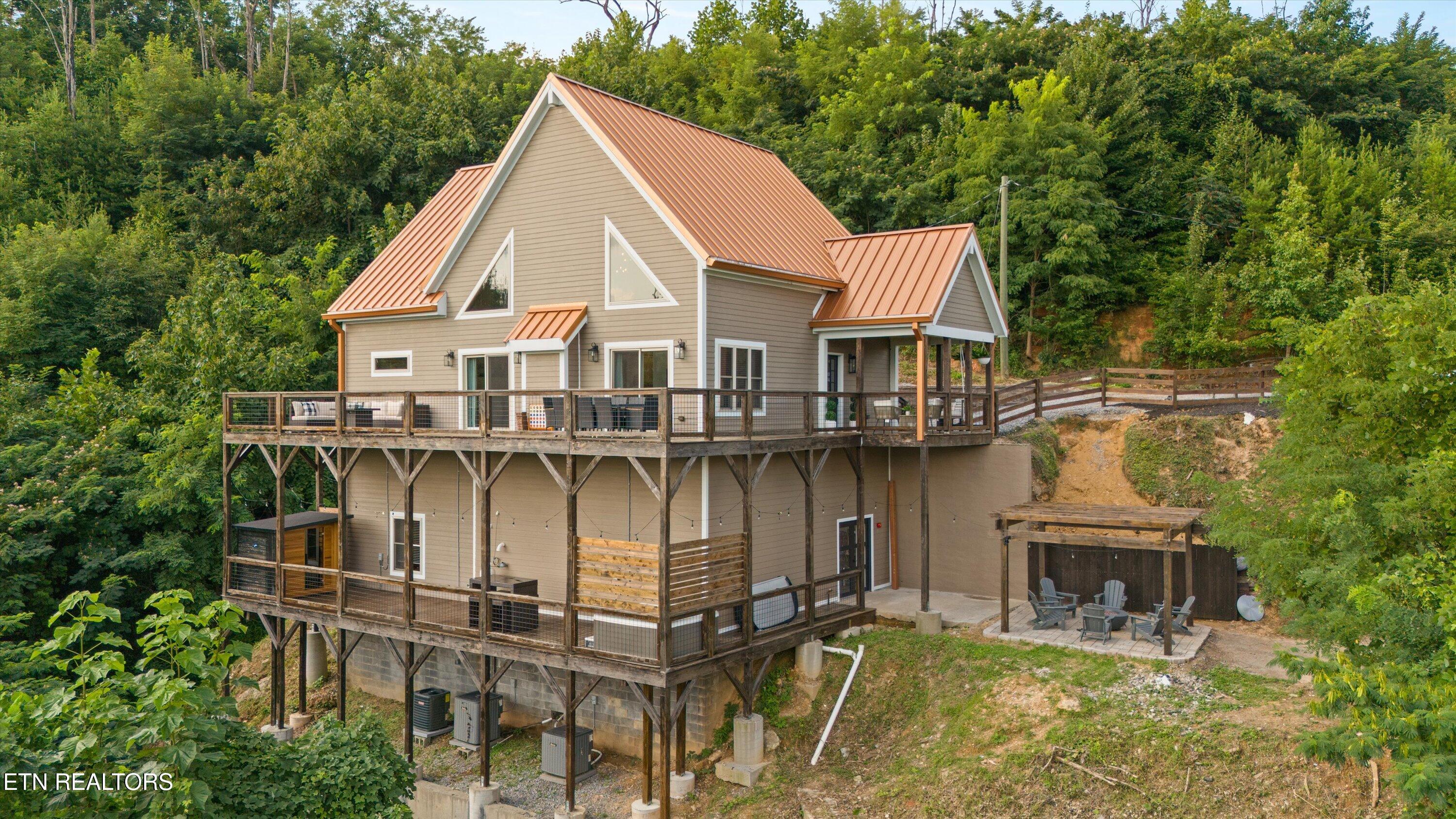 647 Kristis Place Gatlinburg TN 37738