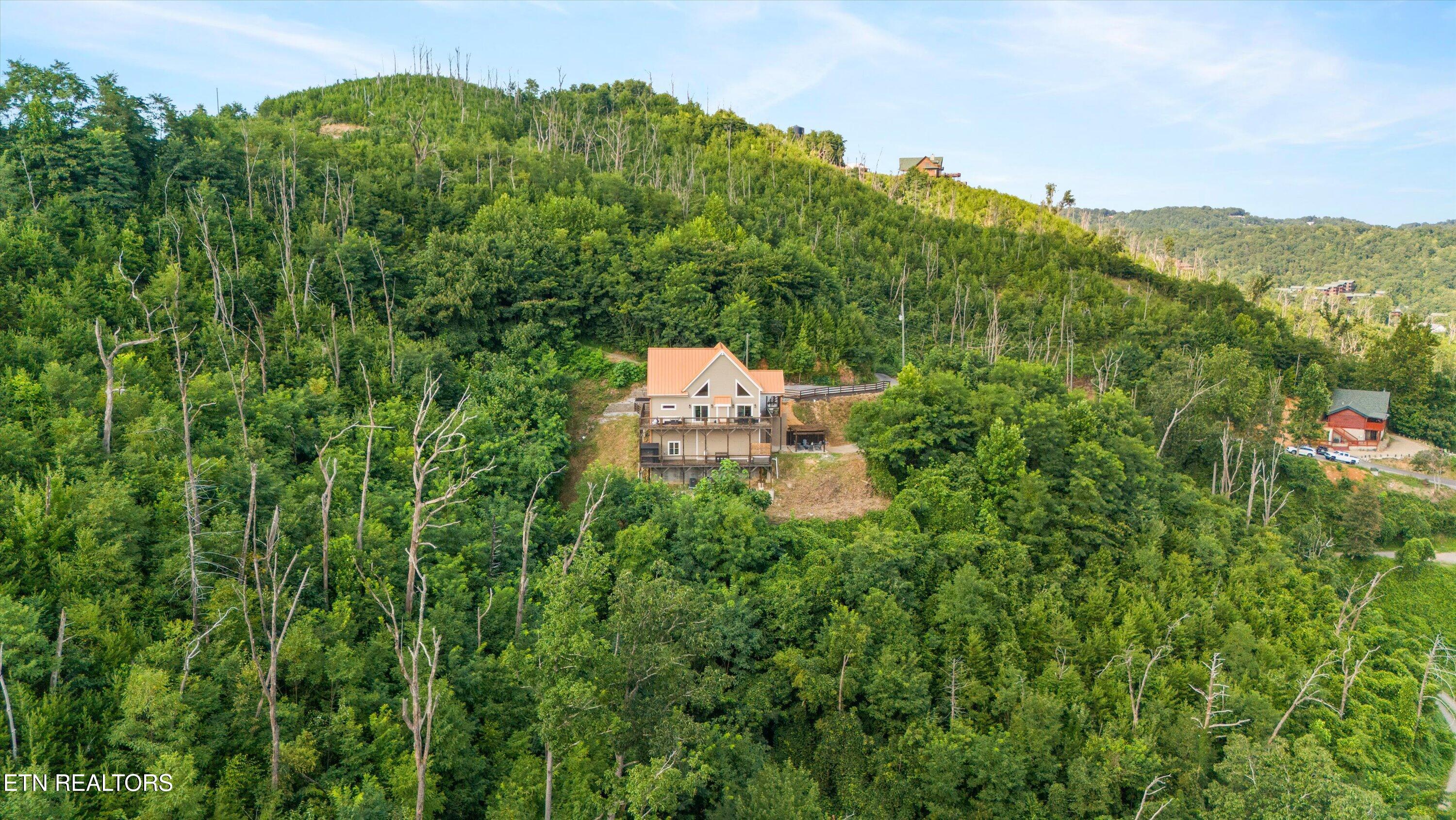 647 Kristis Place Gatlinburg TN 37738