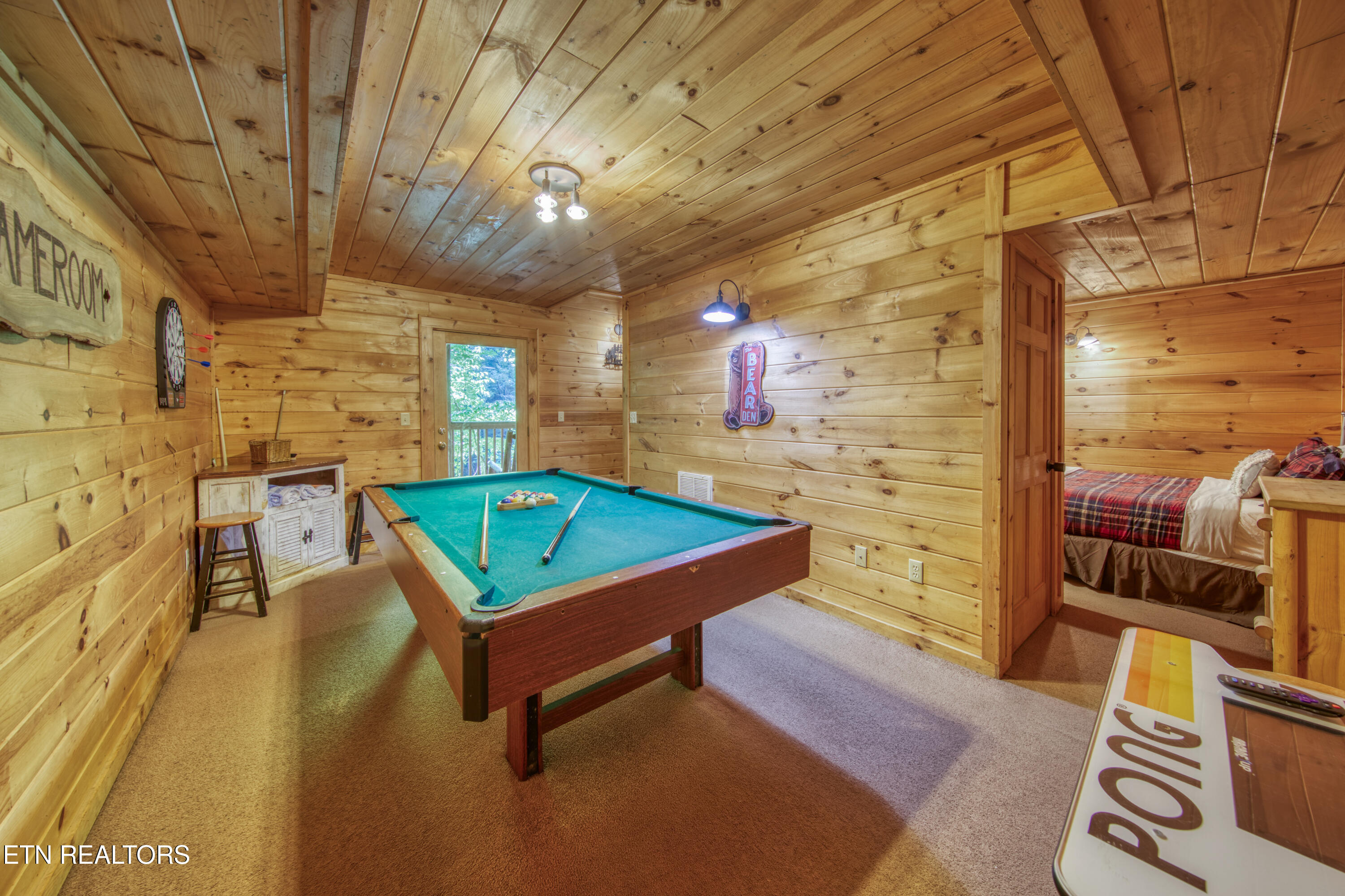 520 Ogle Drive Pigeon Forge TN 37863