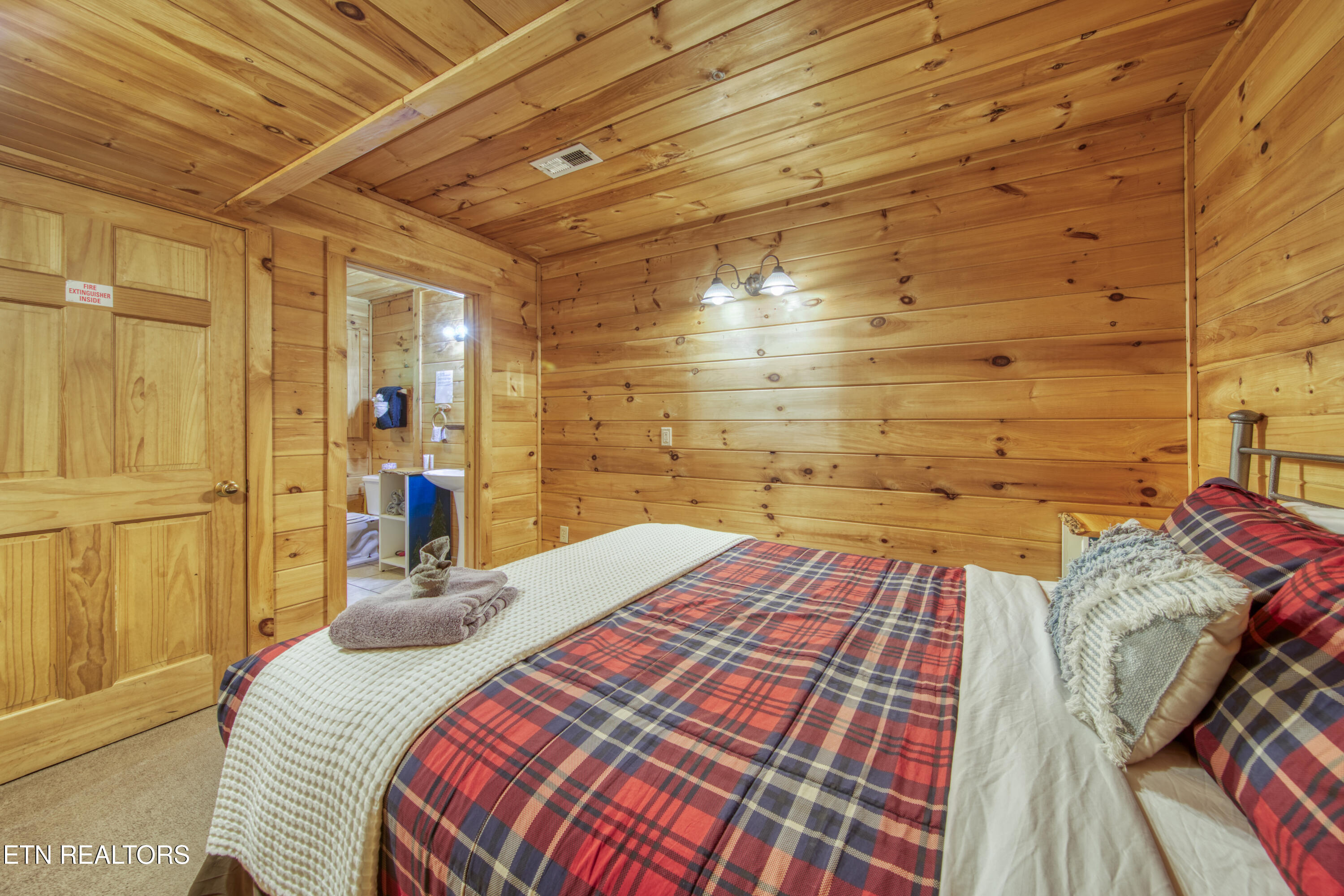 520 Ogle Drive Pigeon Forge TN 37863