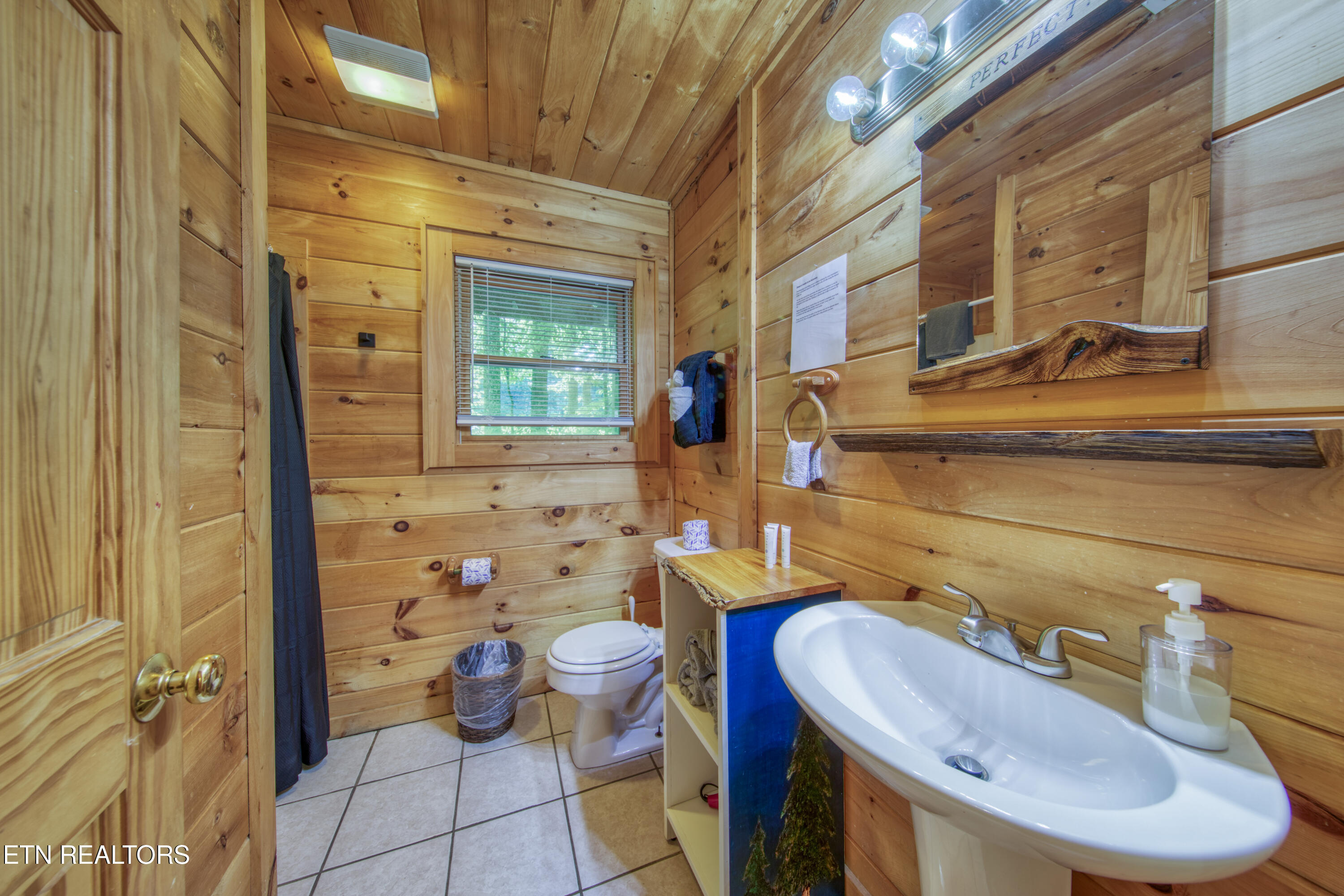 520 Ogle Drive Pigeon Forge TN 37863