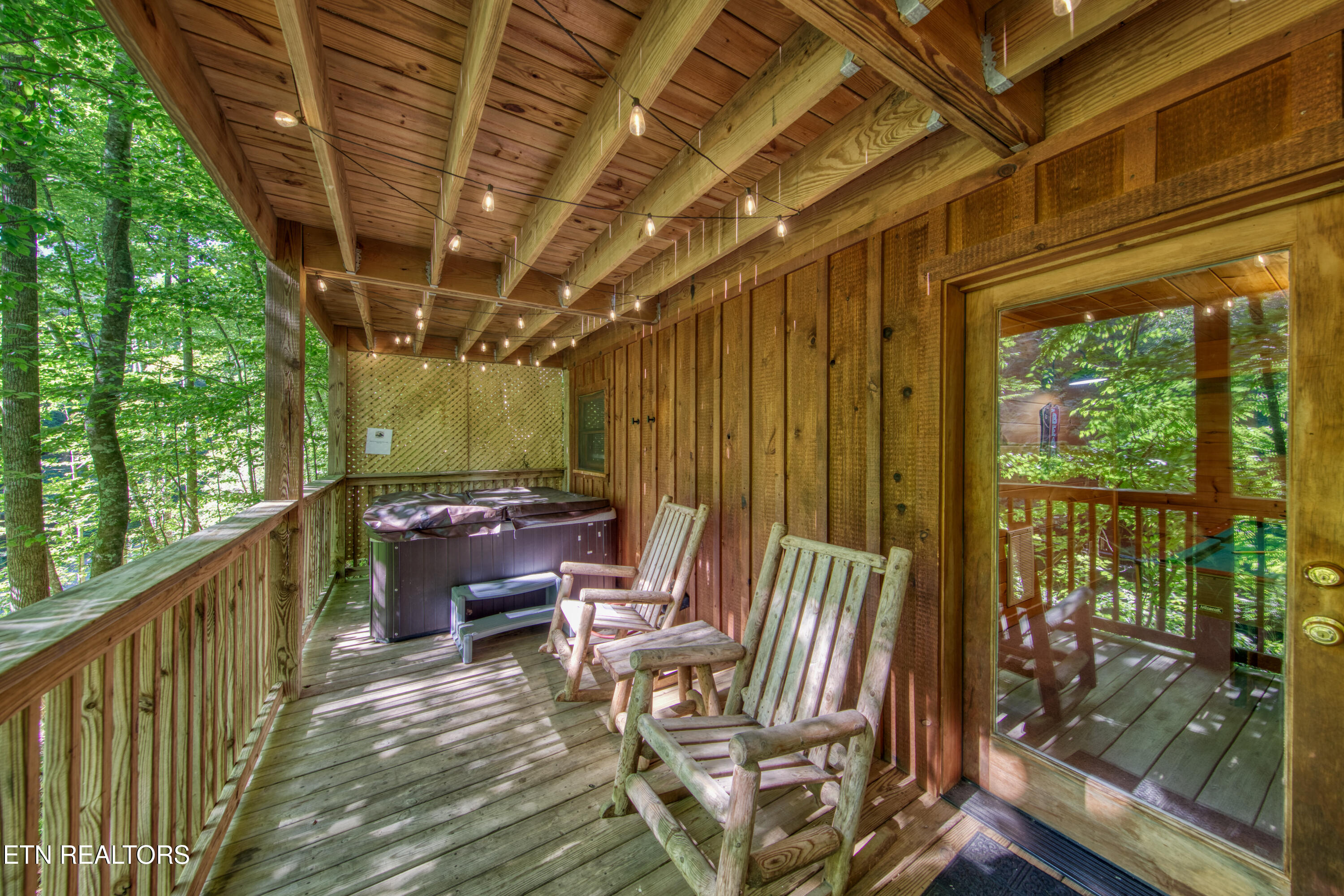 520 Ogle Drive Pigeon Forge TN 37863
