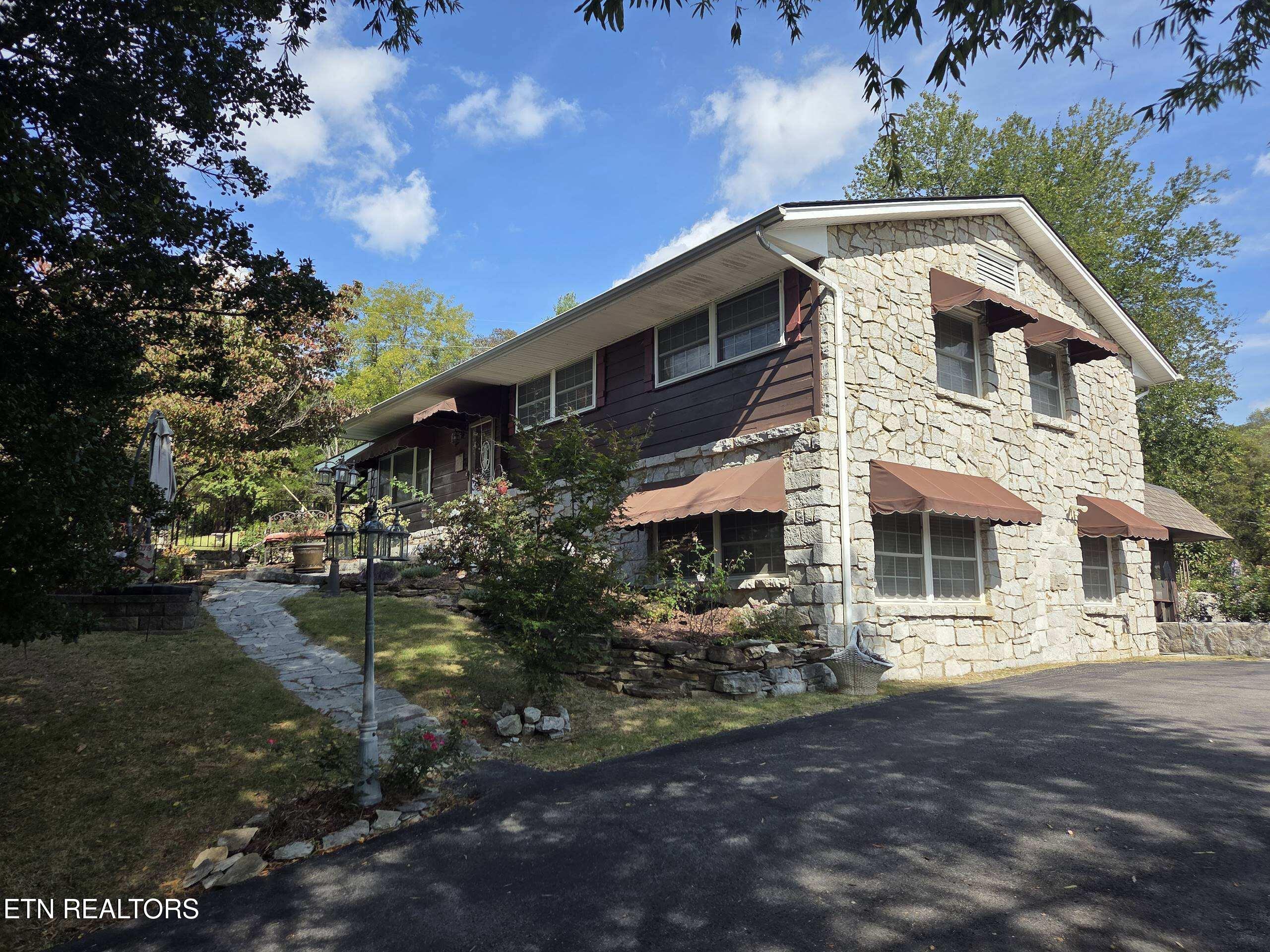 572 Mountain Road Clinton TN 37716