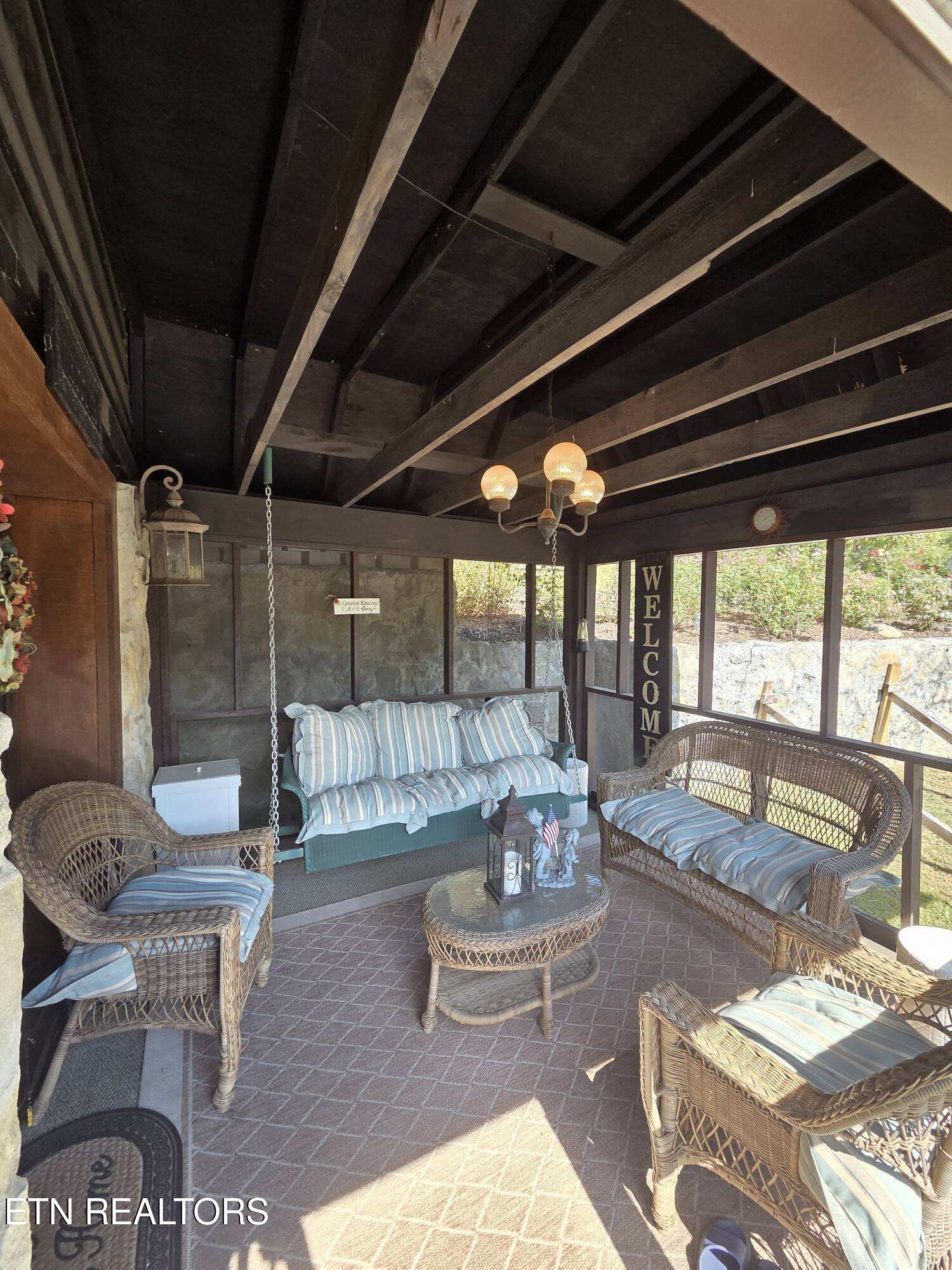 572 Mountain Road Clinton TN 37716