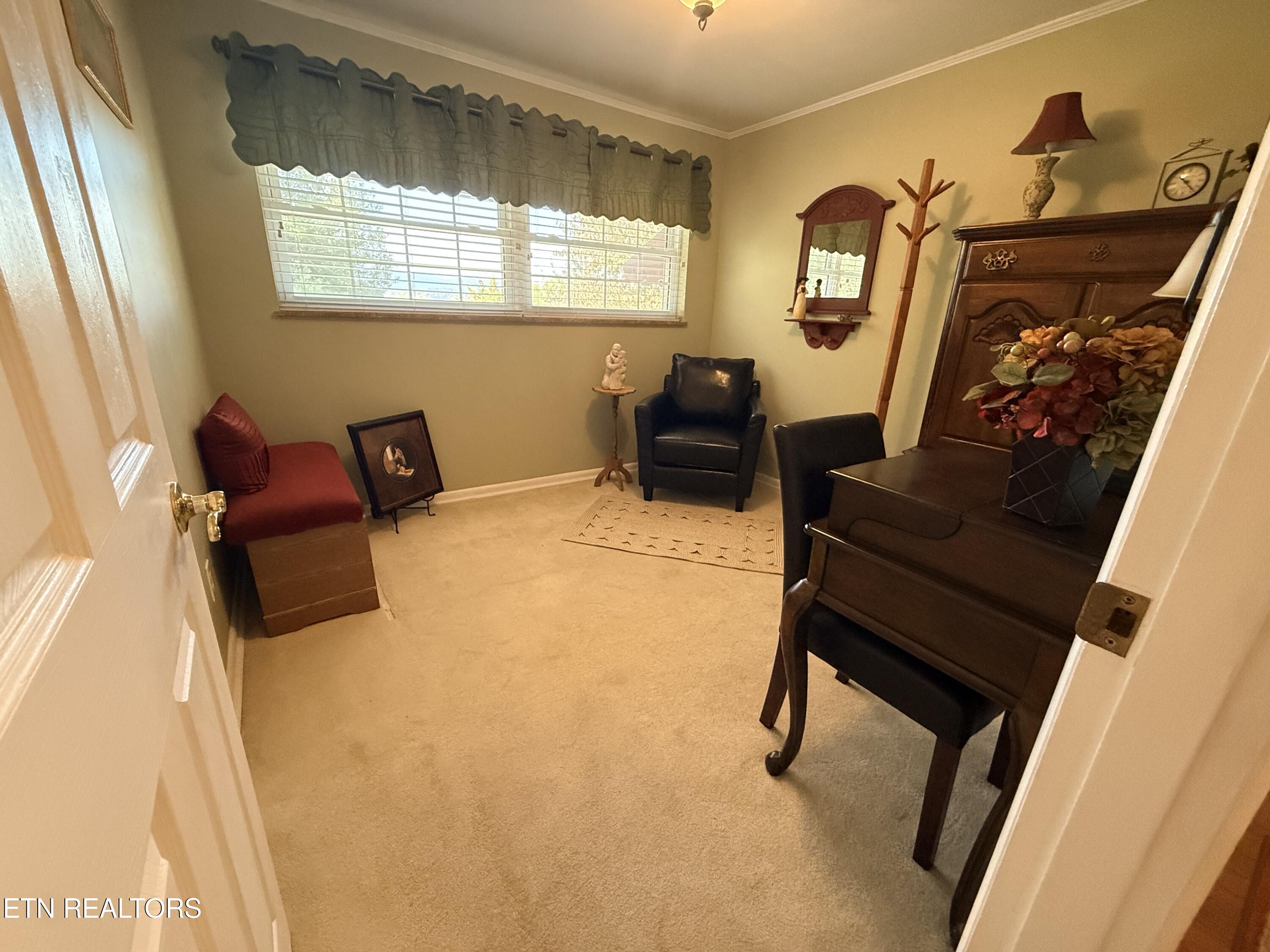 572 Mountain Road Clinton TN 37716