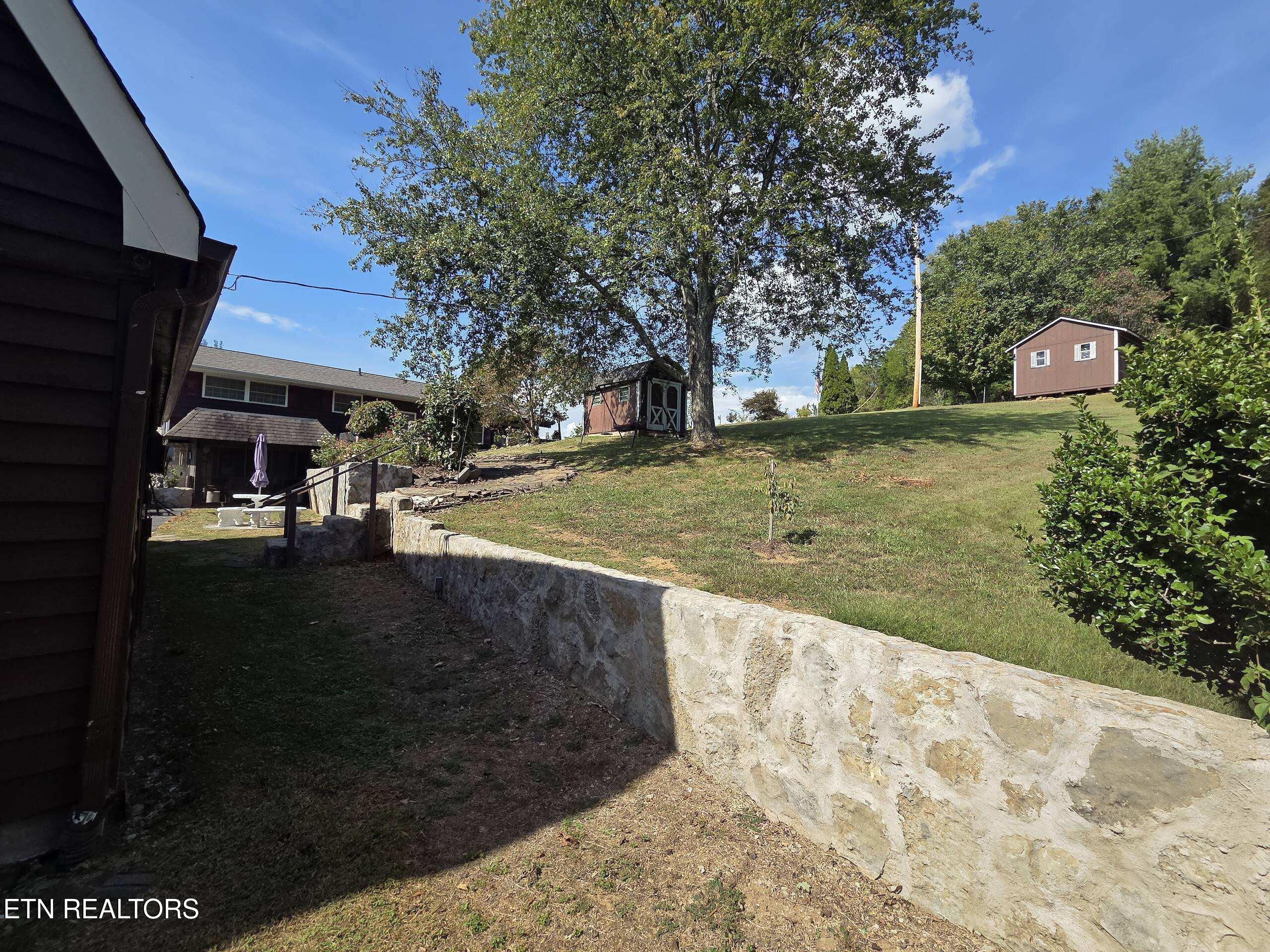 572 Mountain Road Clinton TN 37716