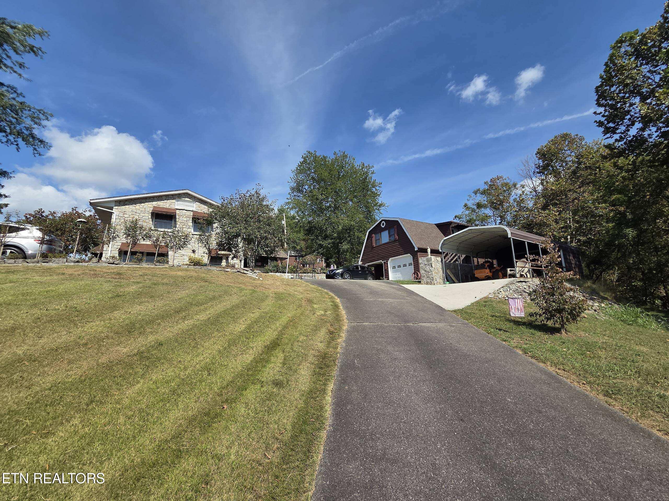 572 Mountain Road Clinton TN 37716