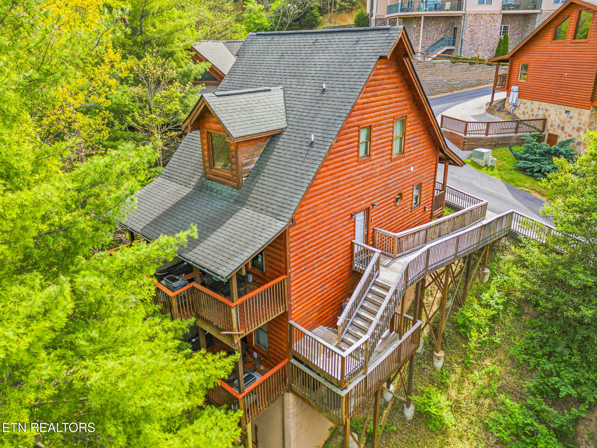442 Big Bear Way Pigeon Forge TN 37863
