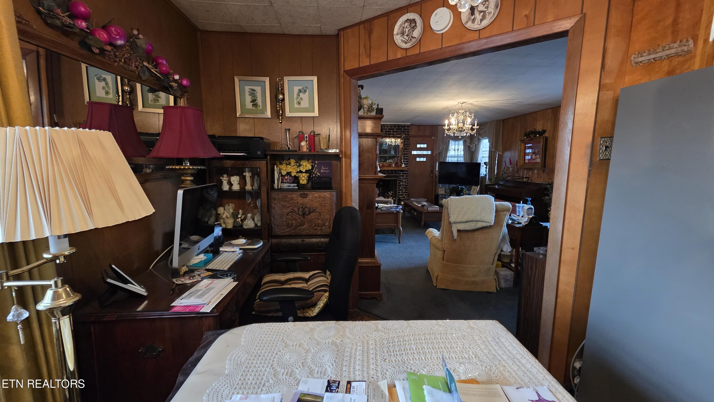 109 Thornton Road Oak Ridge TN 37830