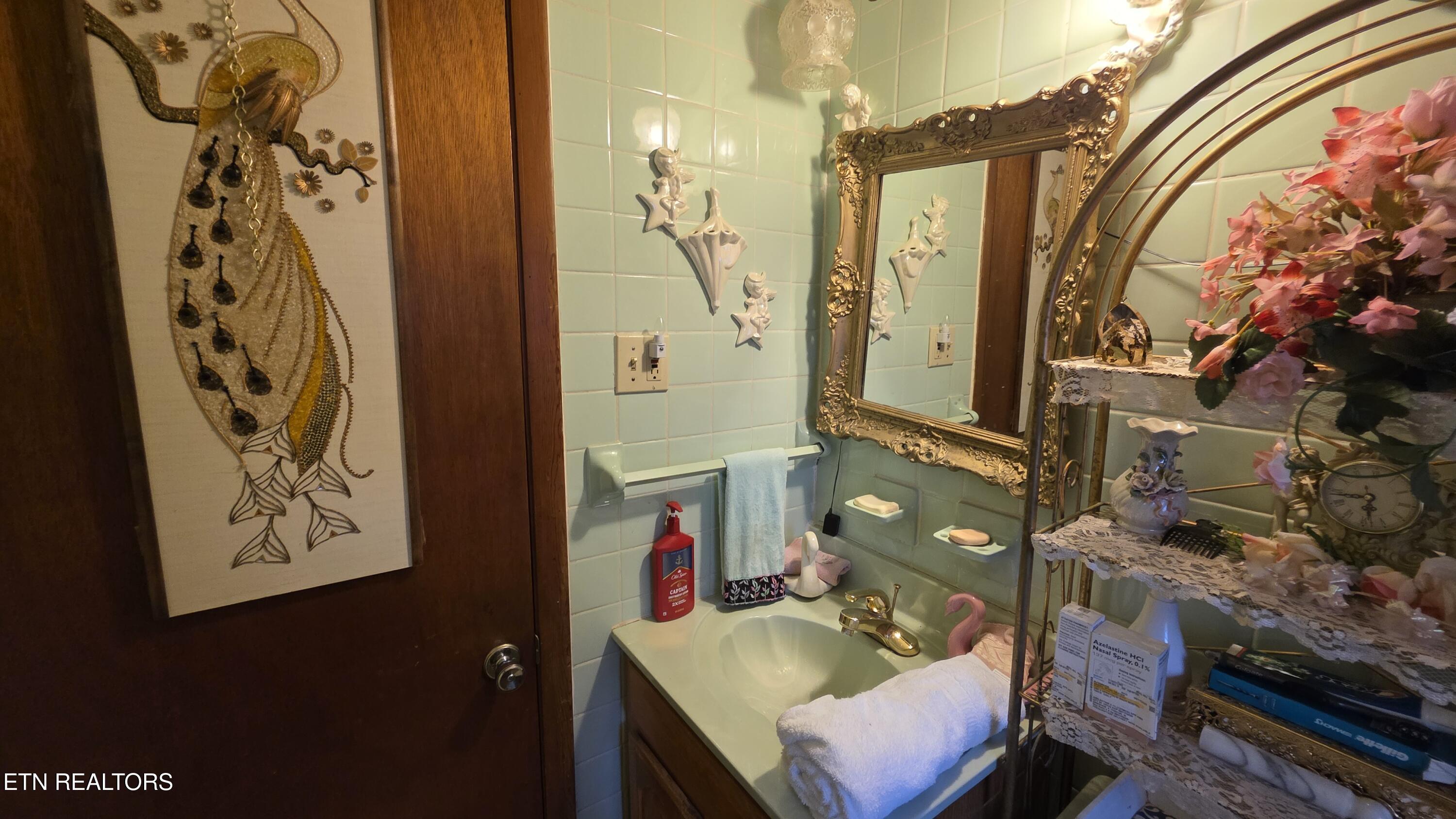109 Thornton Road Oak Ridge TN 37830
