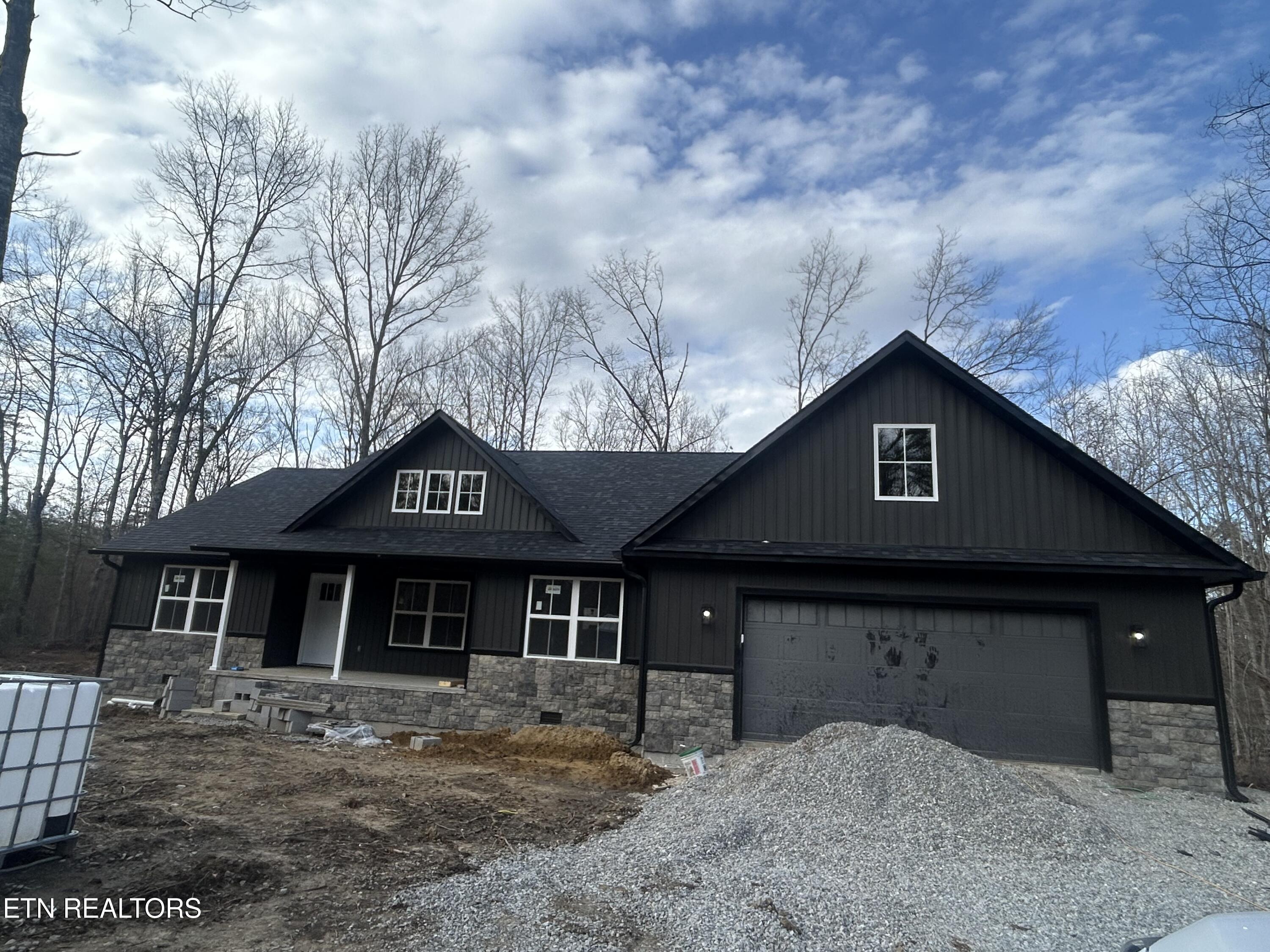 59 C C Road Monterey TN 38574