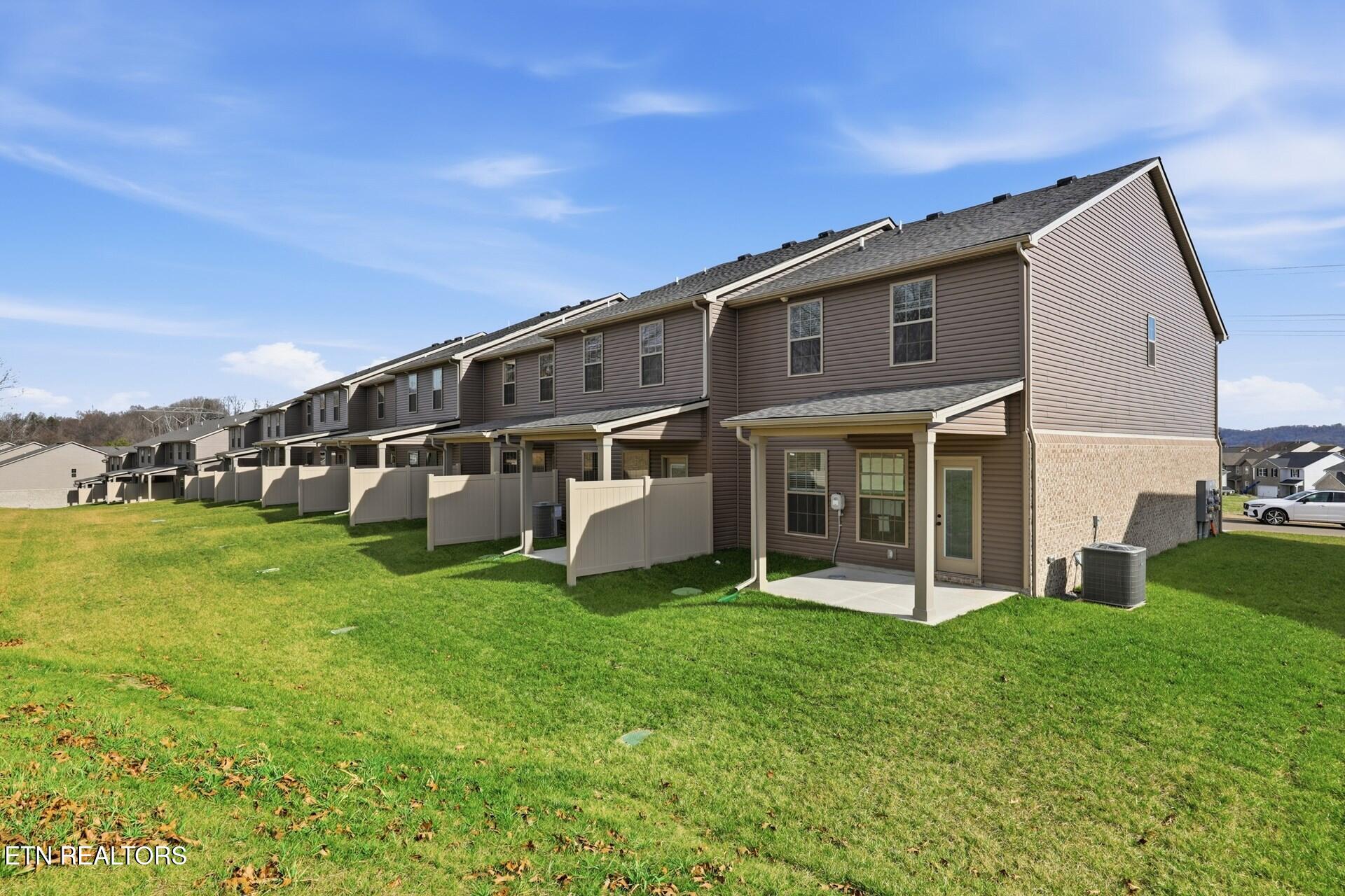8972 Keenberg Lane Knoxville TN 37931