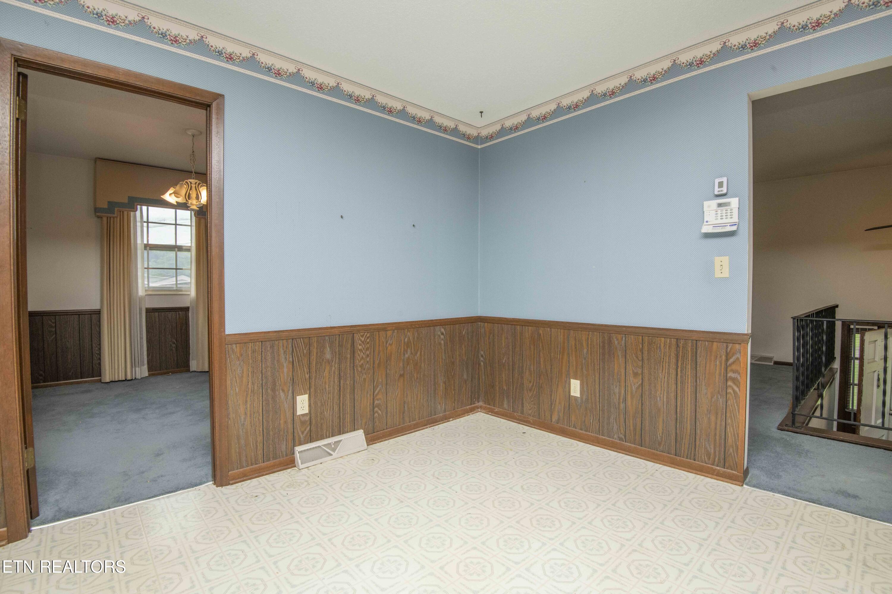 800 Foster Drive Lenoir City TN 37772