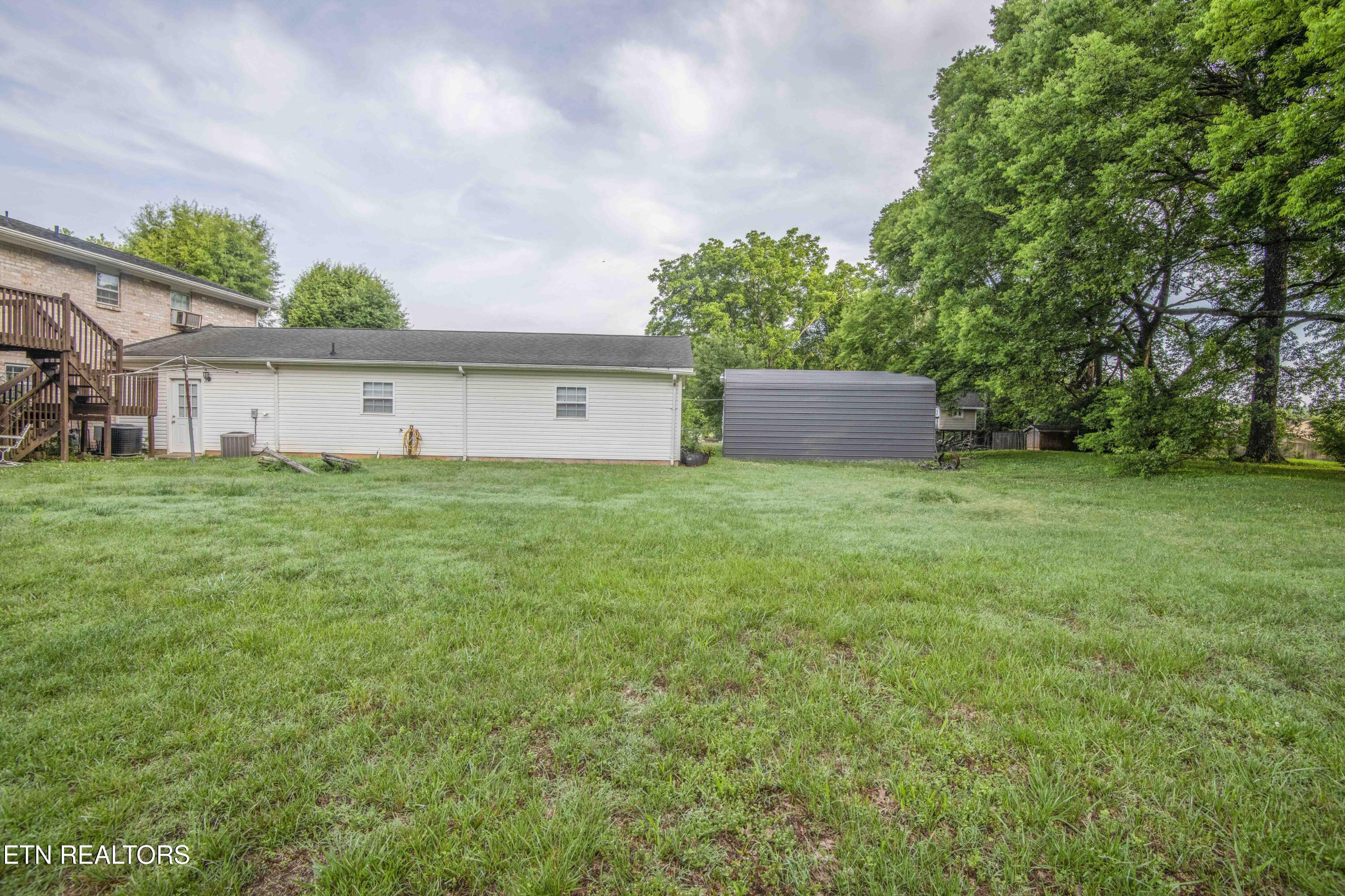 800 Foster Drive Lenoir City TN 37772