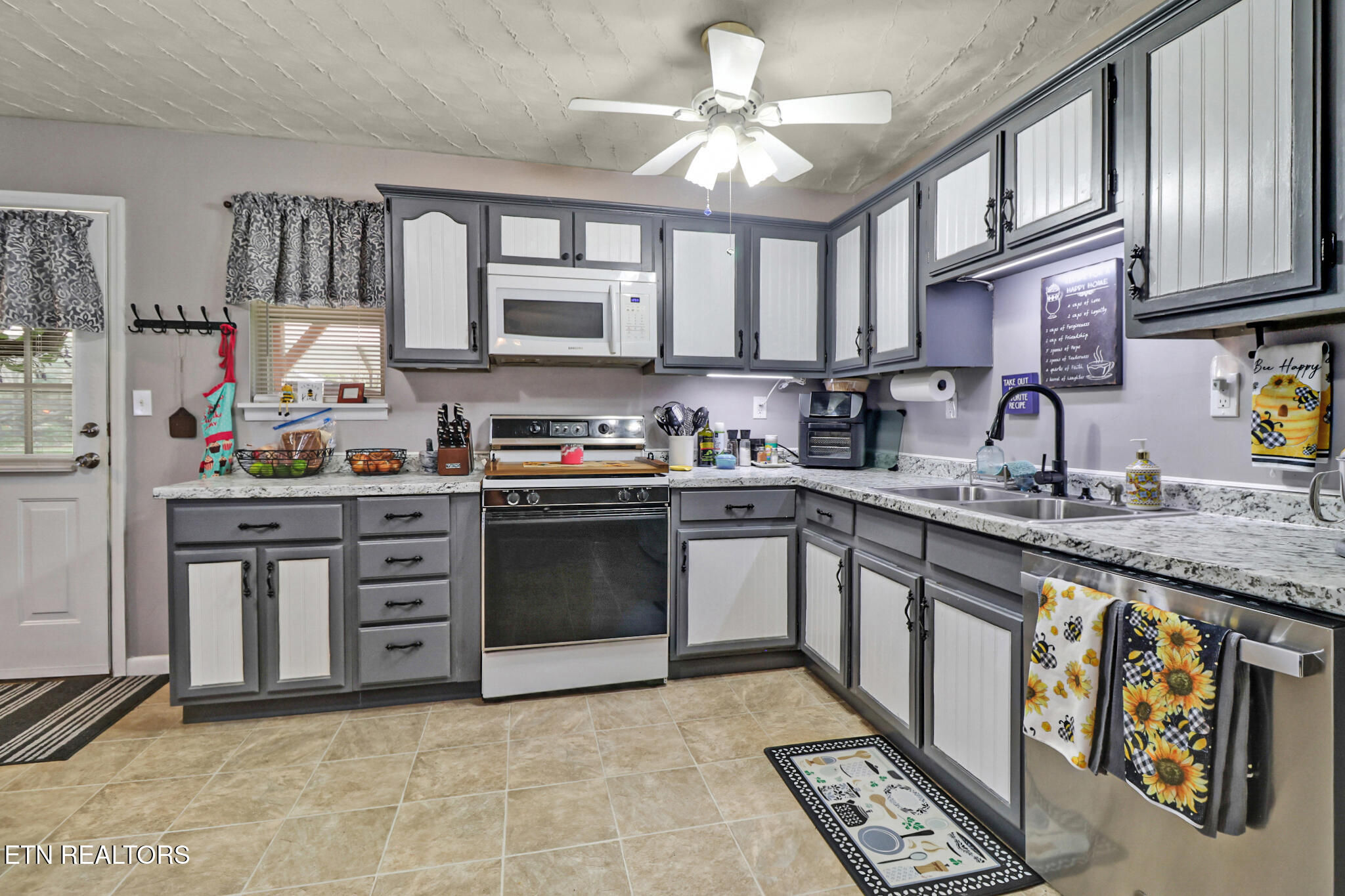 239 Doc Huling Road Robbins TN 37852