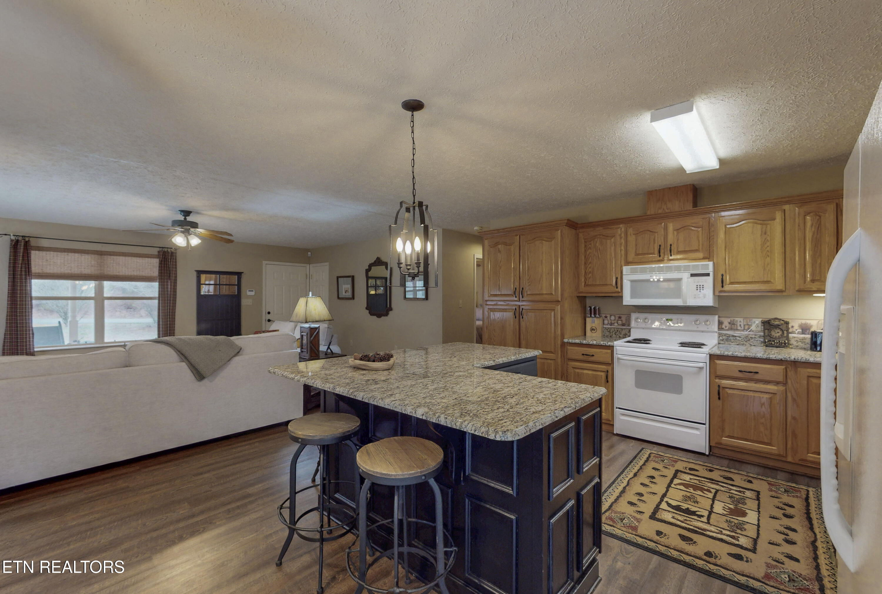 877 Laurel Lake Circle Madisonville TN 37354