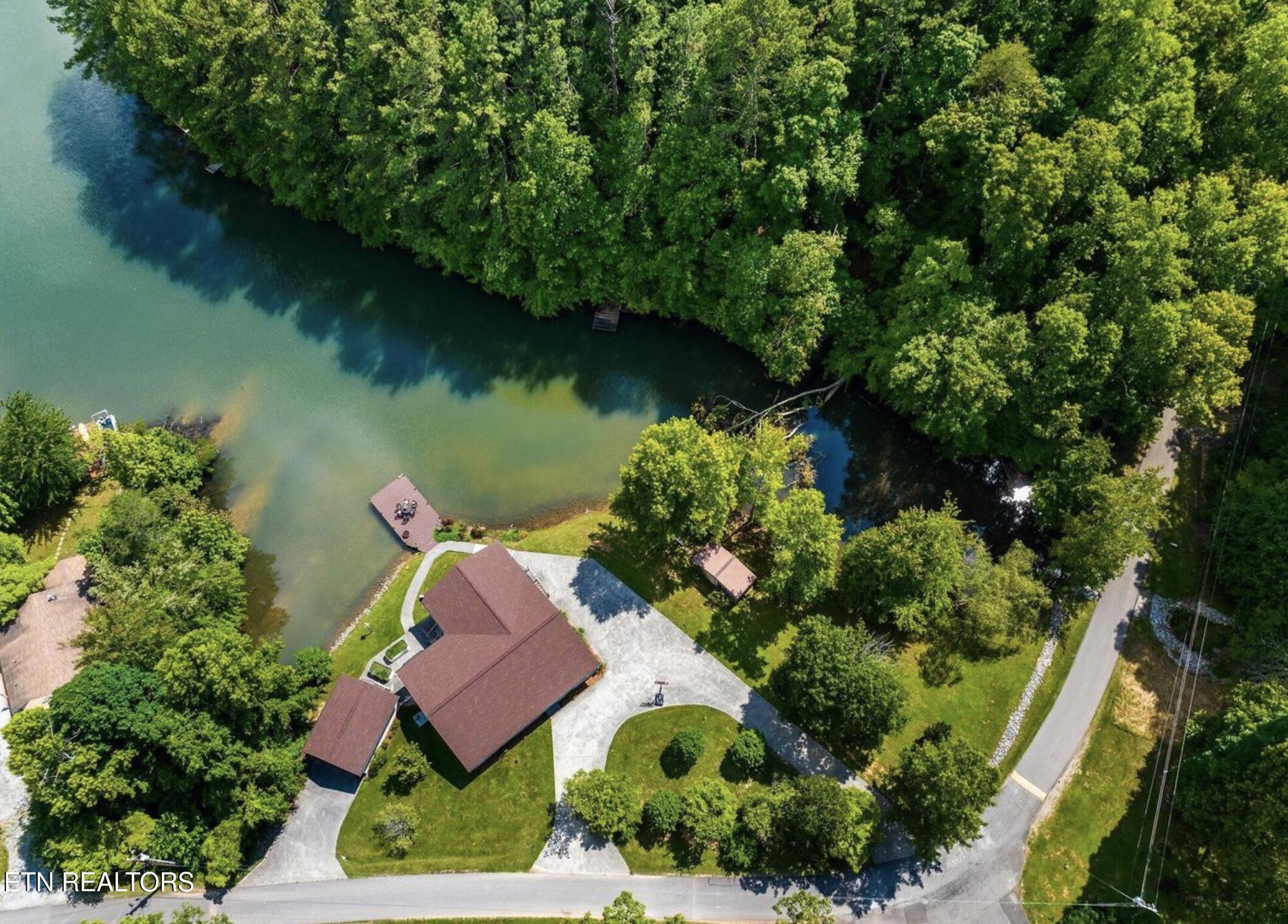 877 Laurel Lake Circle Madisonville TN 37354