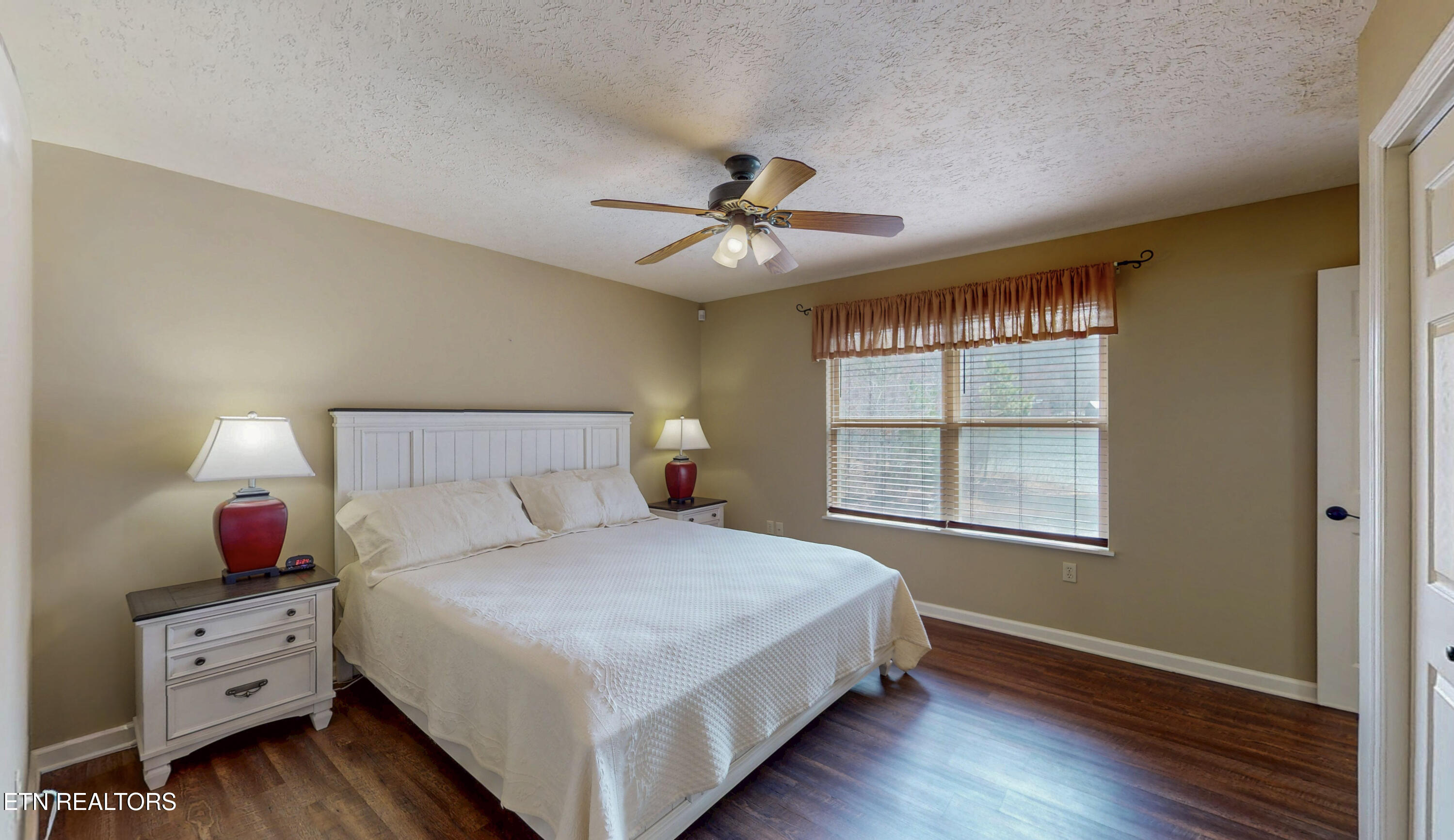 877 Laurel Lake Circle Madisonville TN 37354
