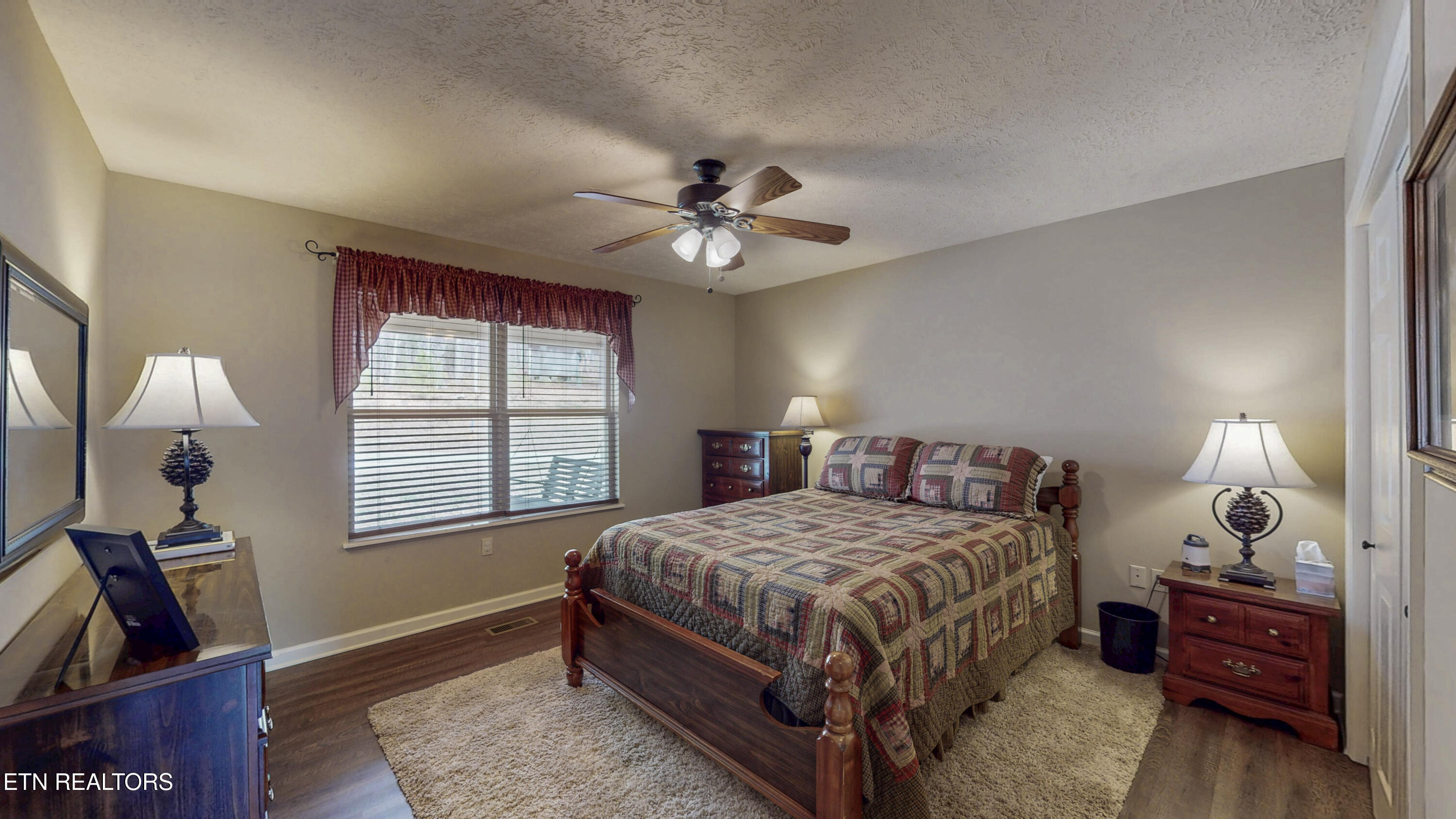 877 Laurel Lake Circle Madisonville TN 37354