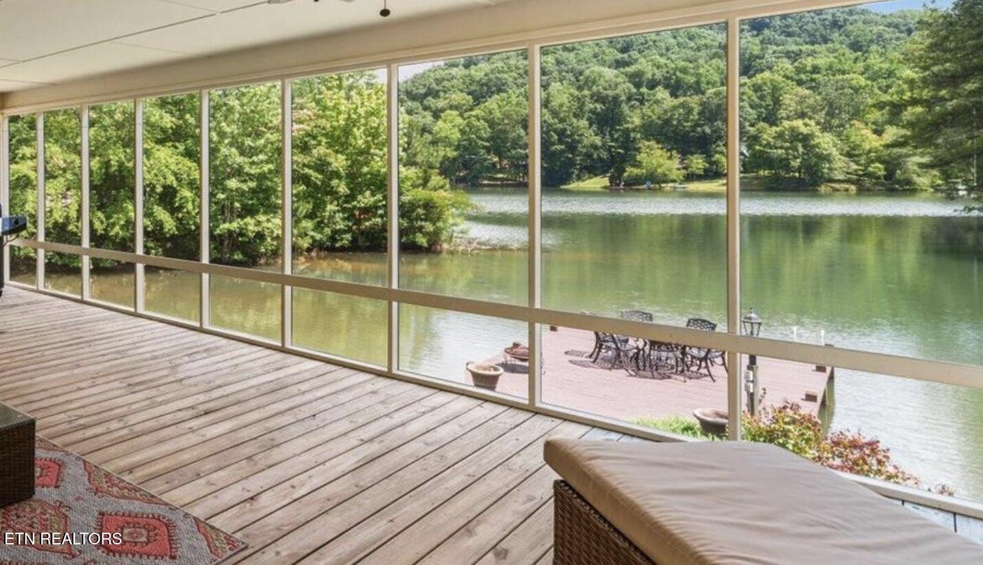 877 Laurel Lake Circle Madisonville TN 37354
