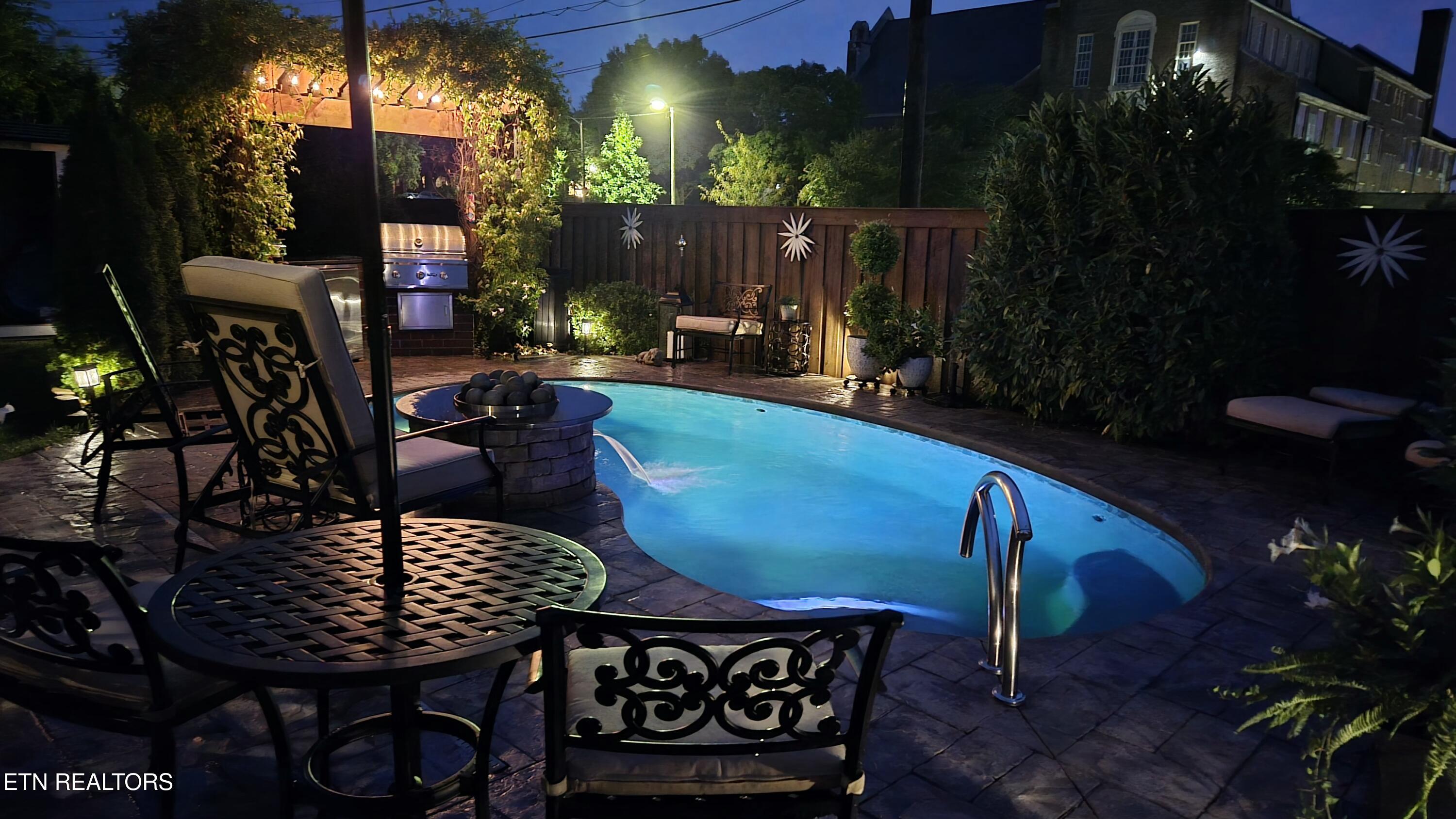 817 Deery Street Knoxville TN 37917