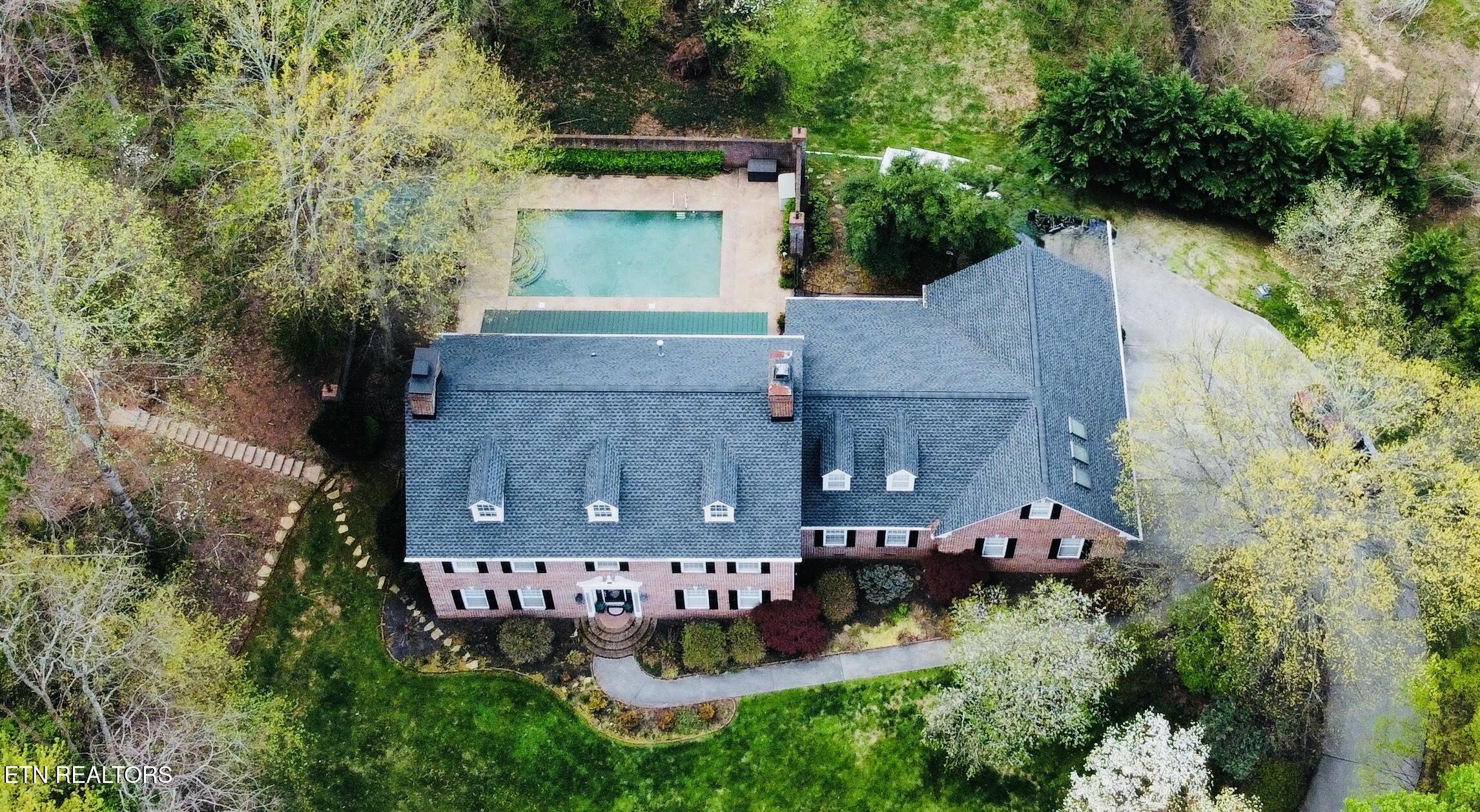 6908 Tallywood Circle Knoxville TN 37918