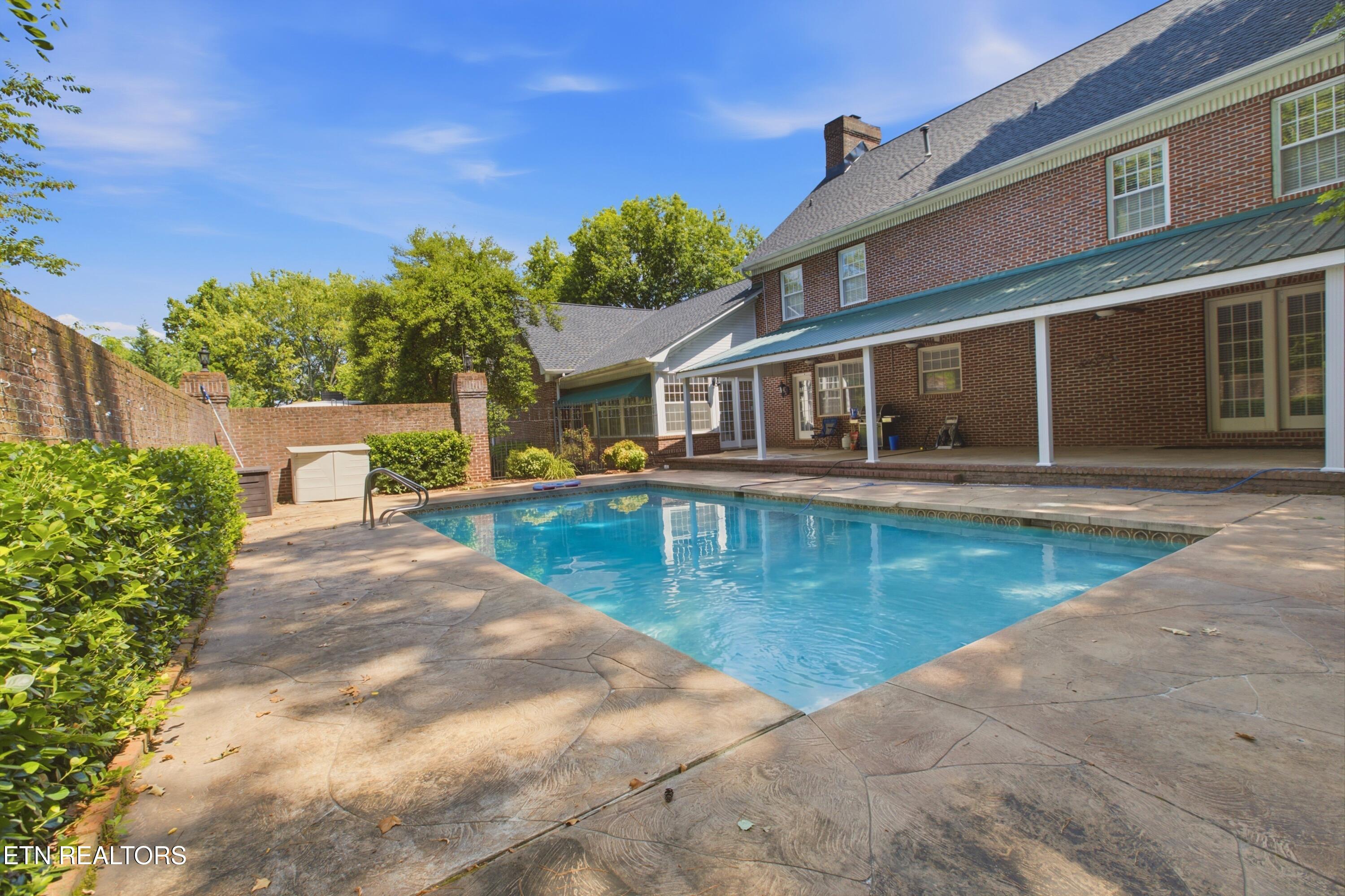 6908 Tallywood Circle Knoxville TN 37918