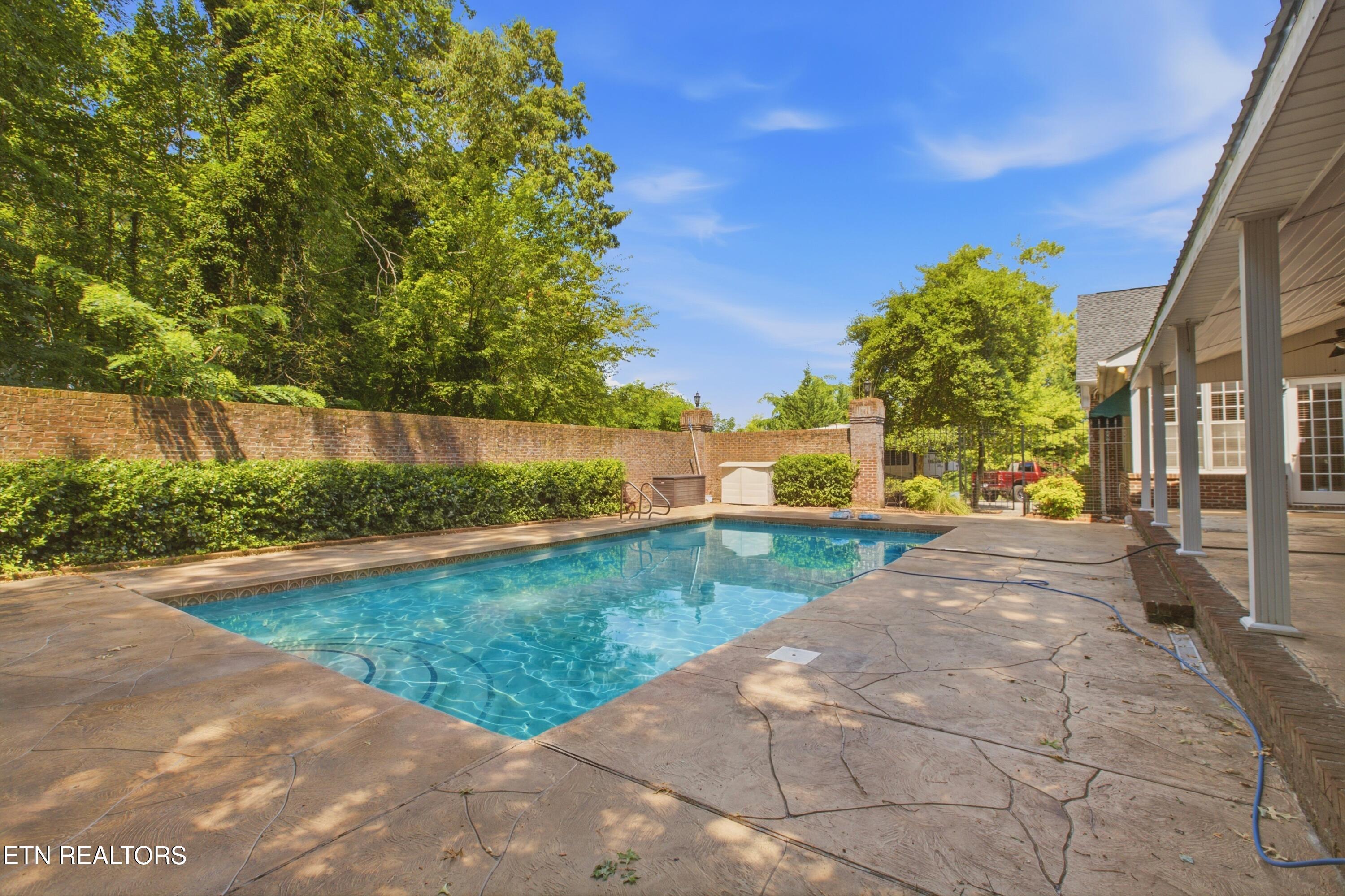 6908 Tallywood Circle Knoxville TN 37918