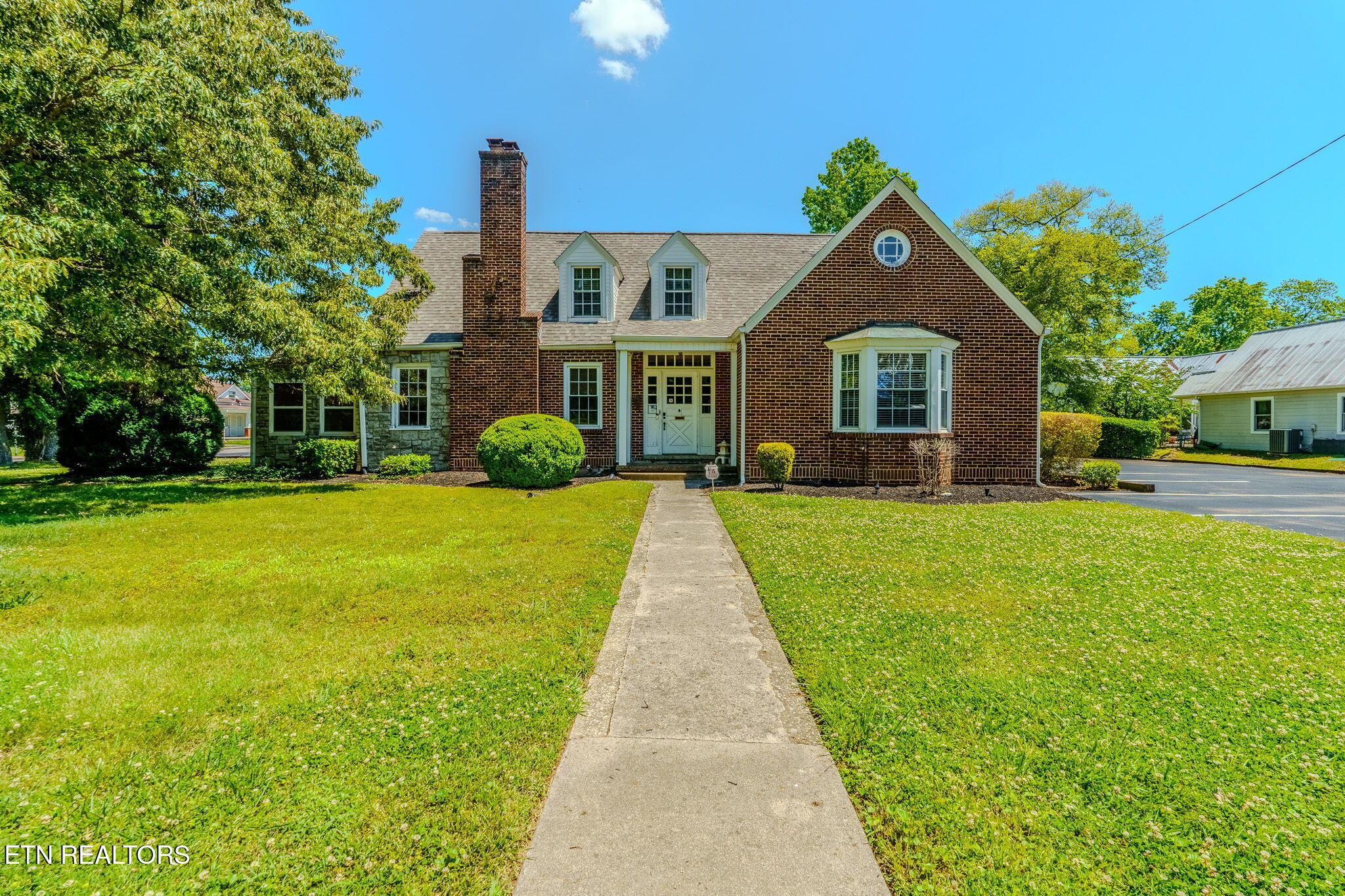 526 Belle Avenue Sevierville TN 37862
